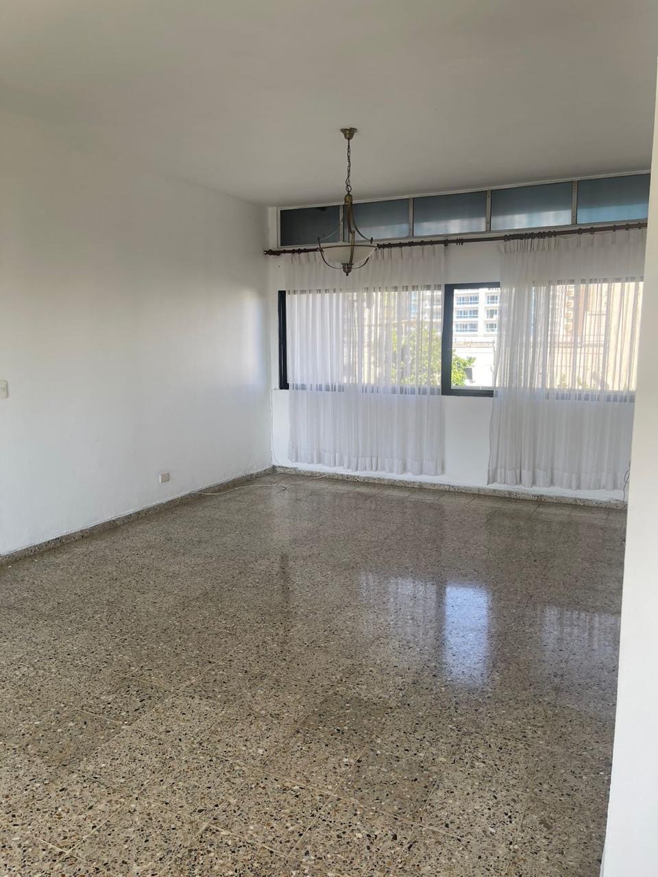 apartamentos - apartamento céntrico en una zona tranquila en bella vista  8