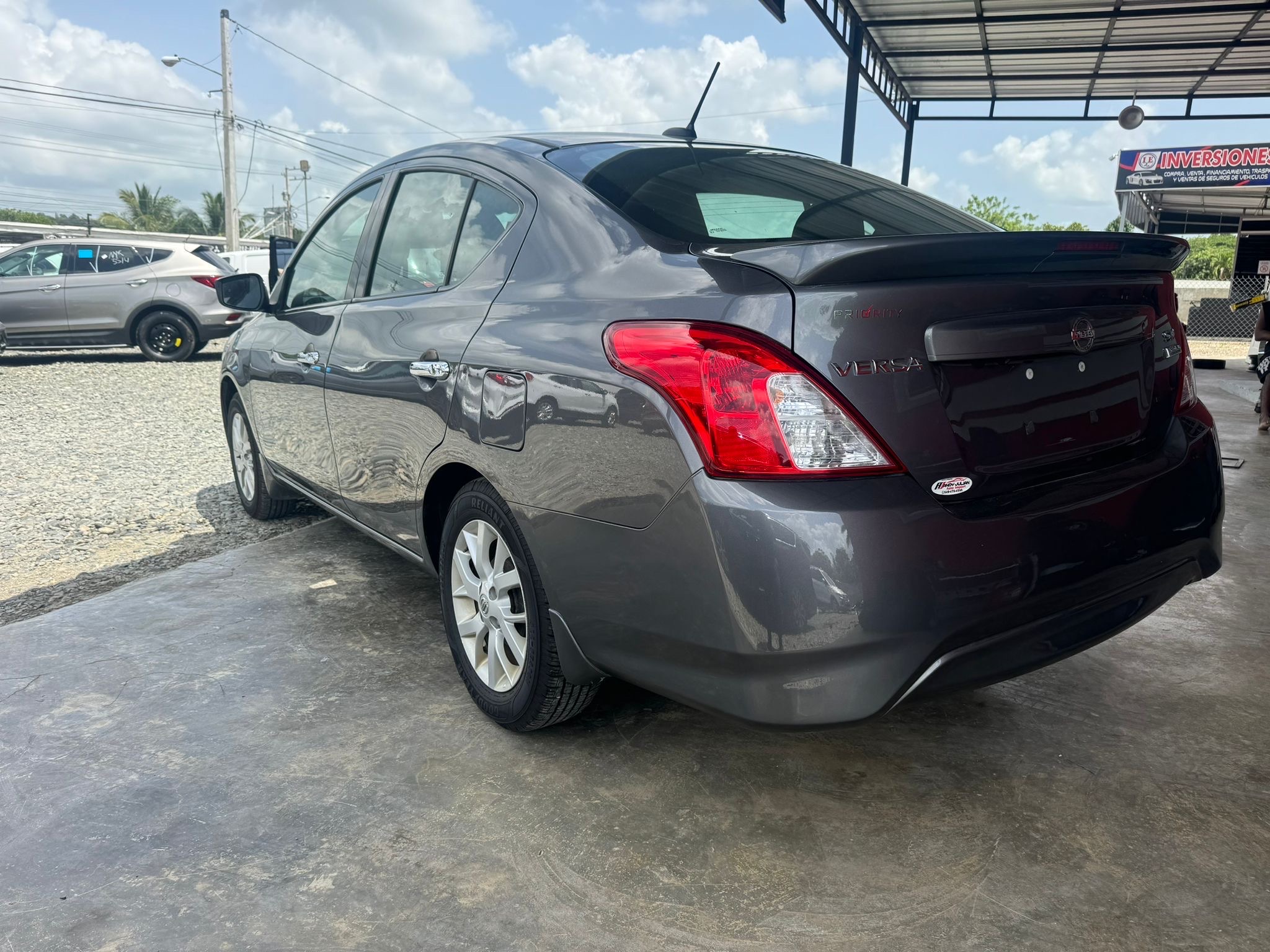 carros - Nissan Versa 2018 SV 2