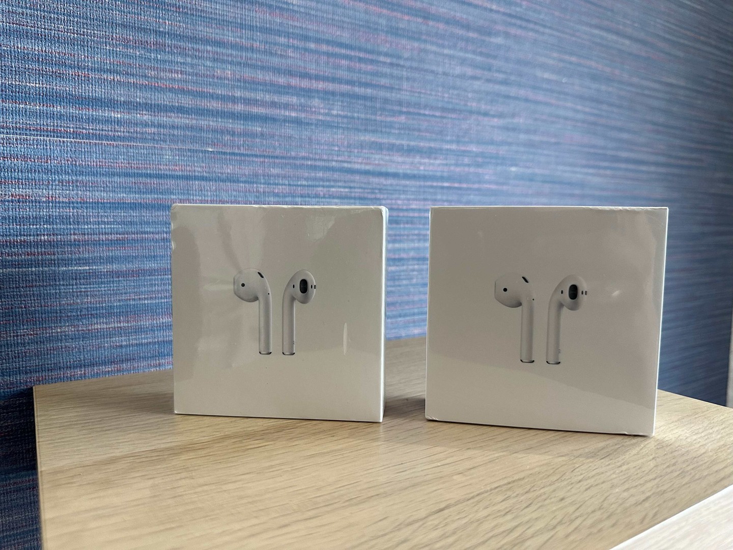 celulares y tabletas - Vendo Airpods Series 2 Nuevos Sellados, 10% Originales, RD$ 7,900 NEG