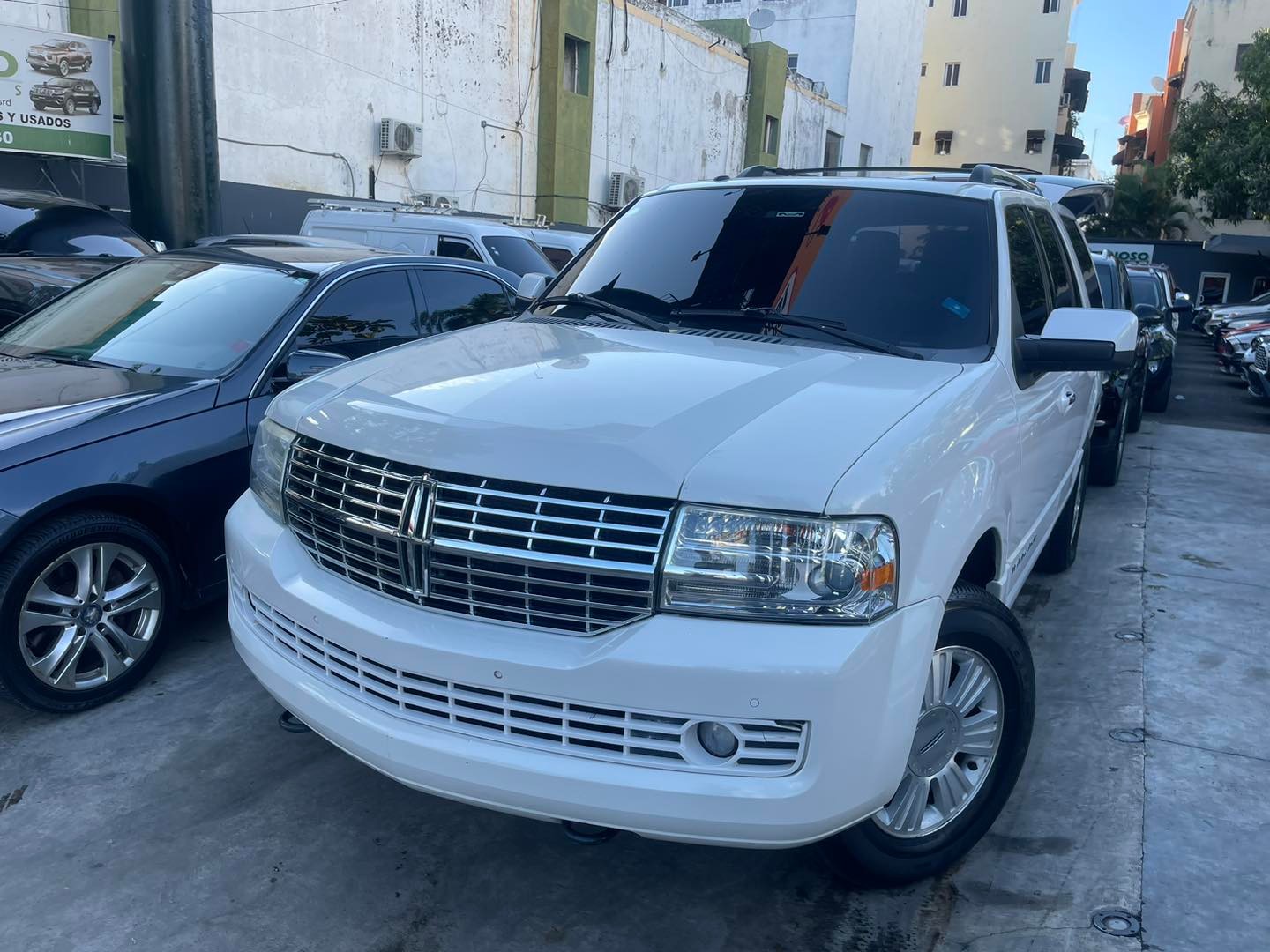 jeepetas y camionetas - LINCOLN NAVIGATOR 2014  1