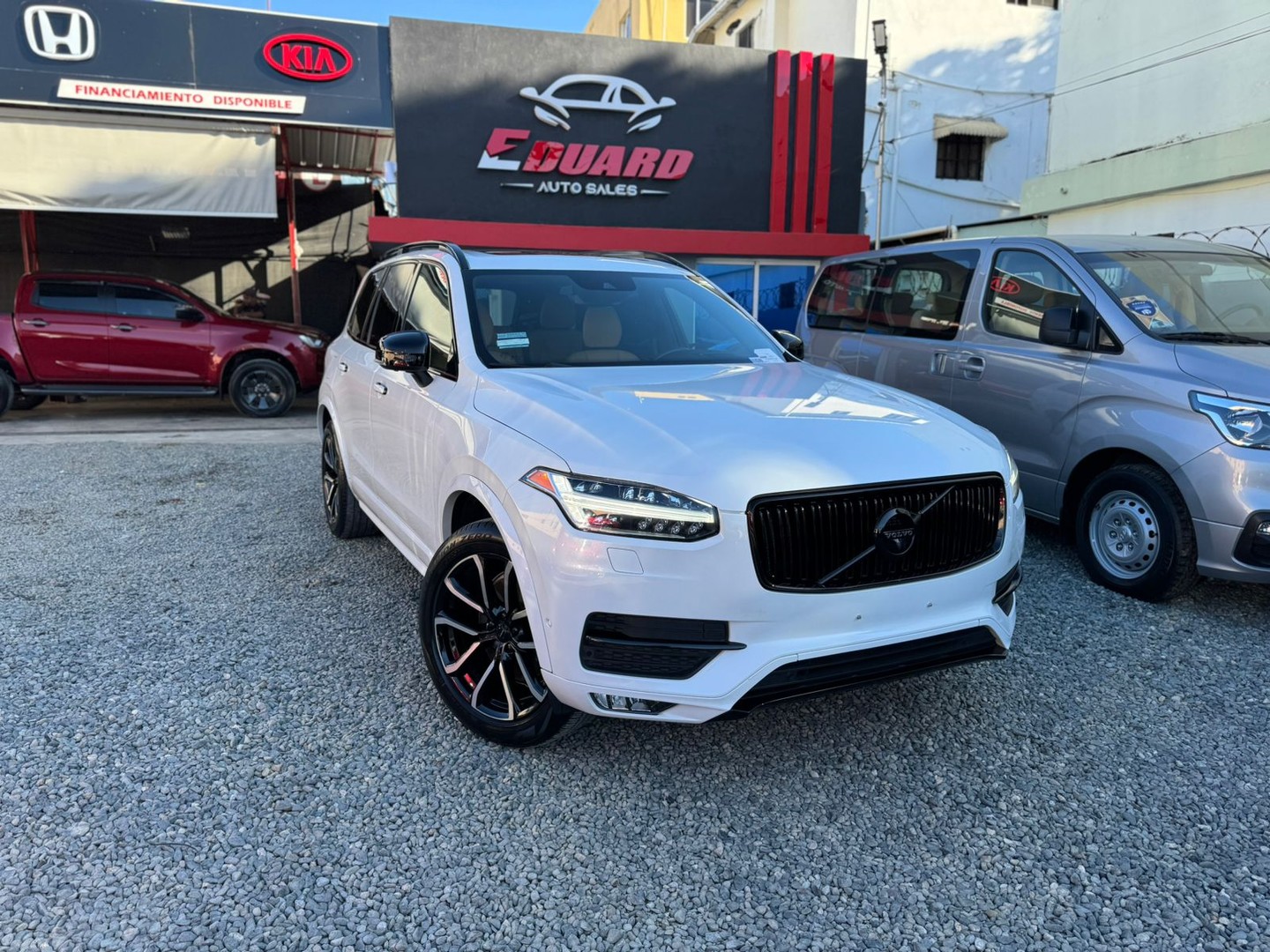 jeepetas y camionetas - Volvo XC90 2019 en condiciones óptimas 