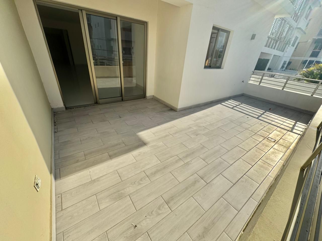 apartamentos - Vendo 2do Piso con Terraza los Prados Wil