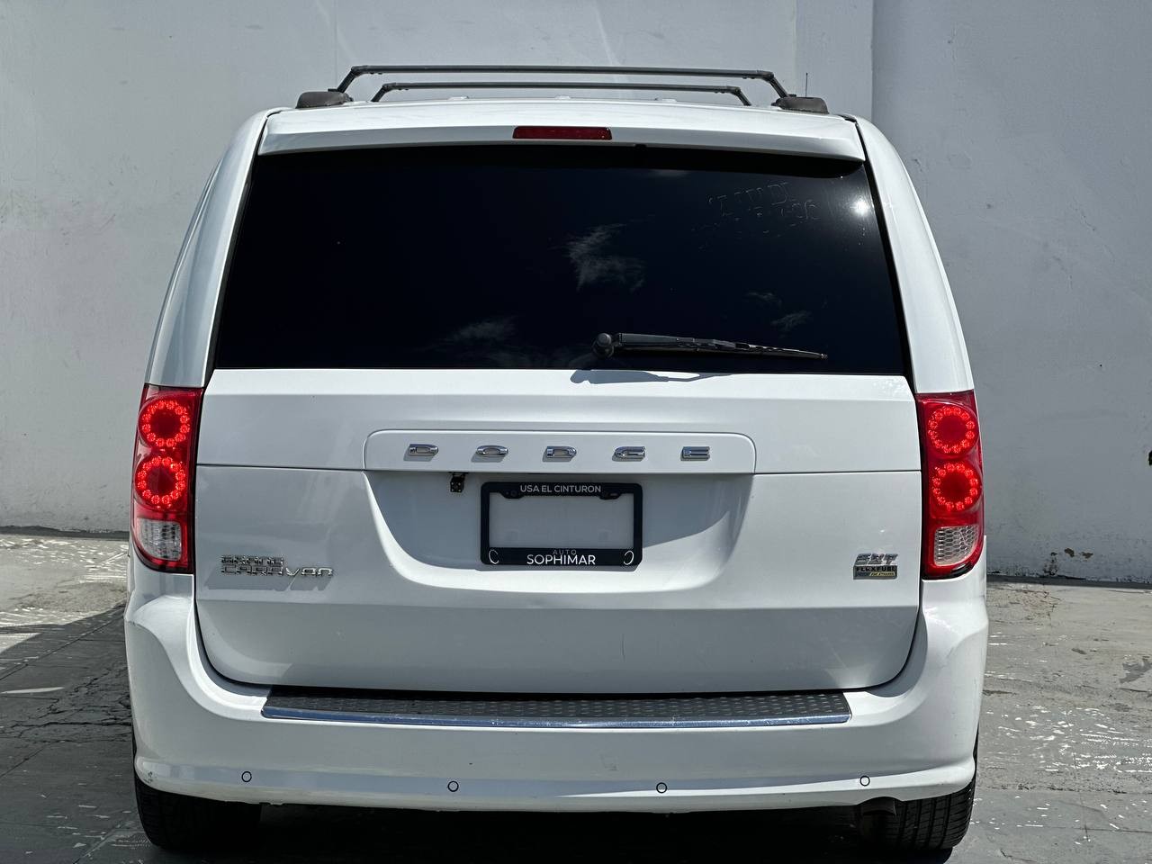 jeepetas y camionetas - DODGE GRAND CARAVAN 2014Unico Dueño 6