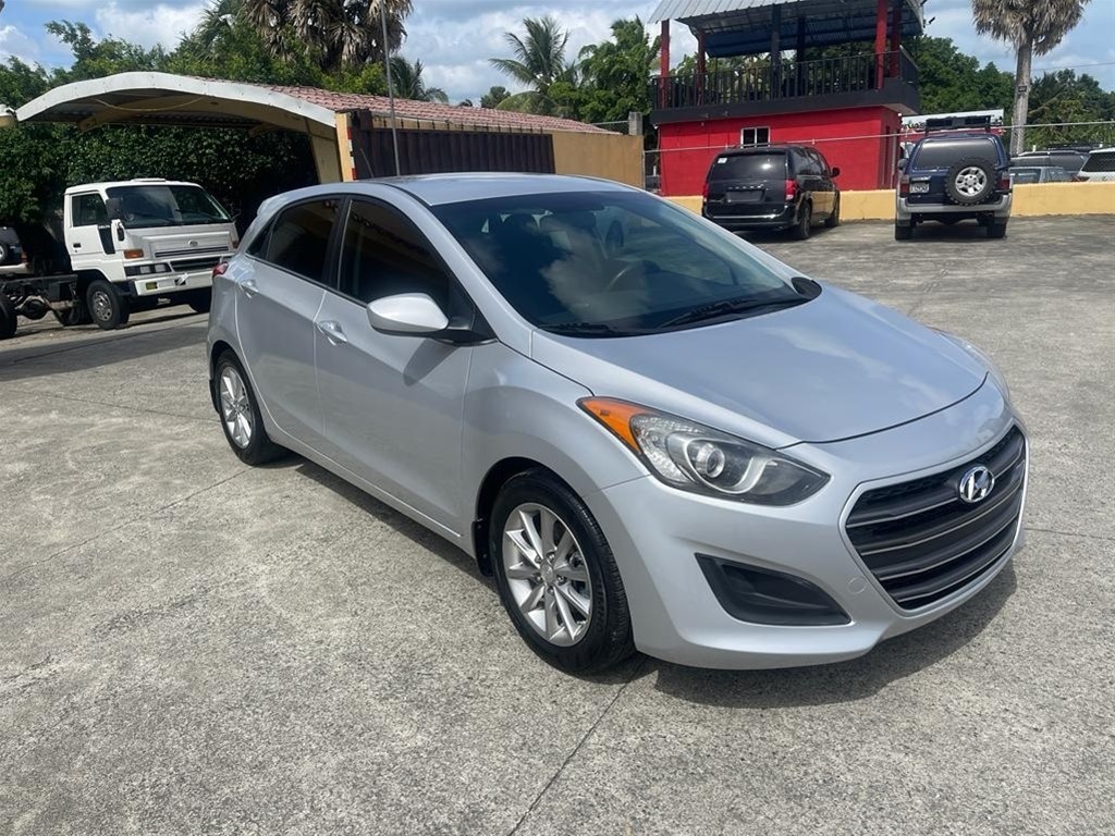 carros - 2017 Hyundai Elantra GT