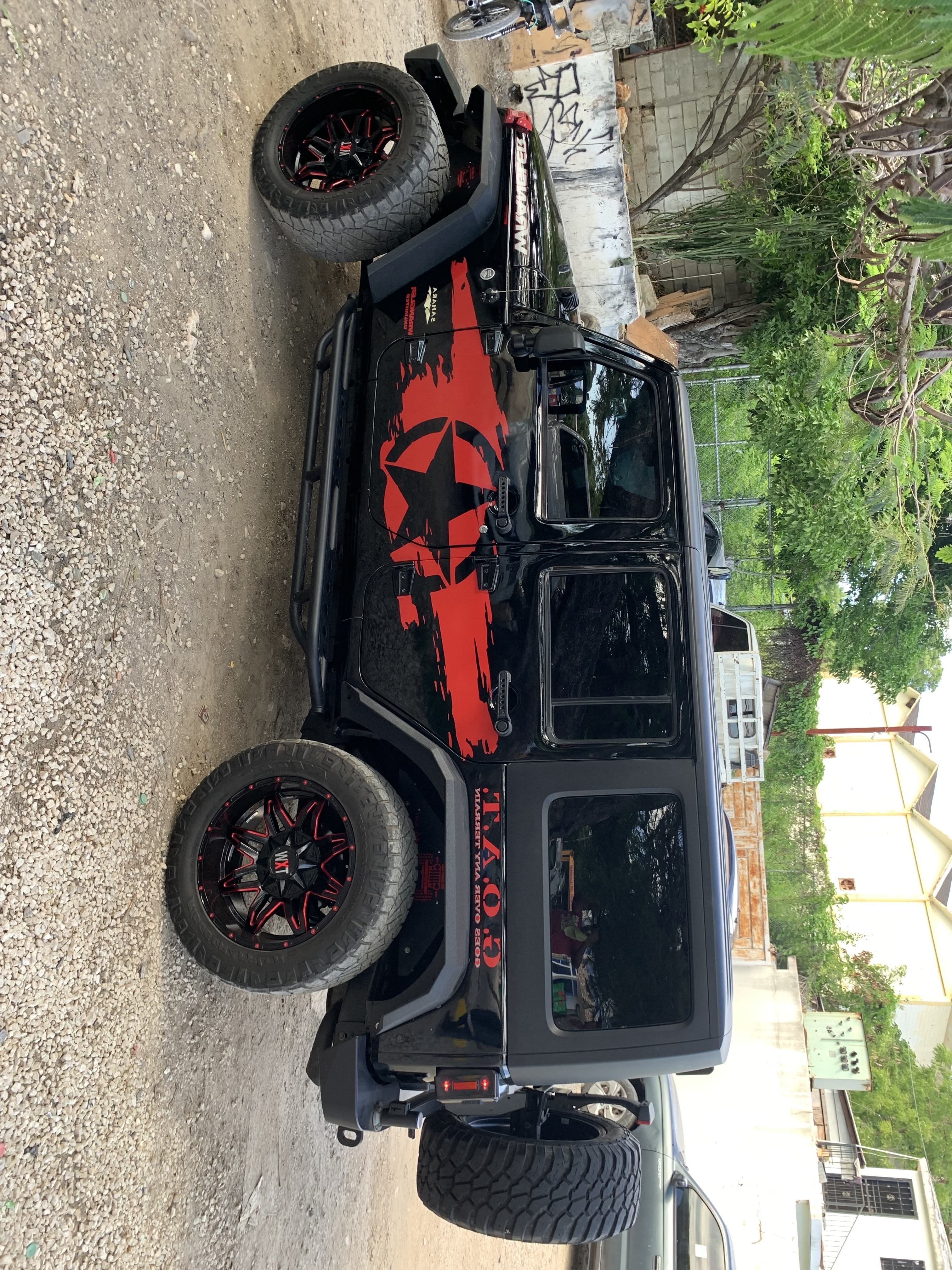 jeepetas y camionetas - Jeep Wrangler Sahara Unlimited 2013 
EXCELENTES CONDICIONES 6