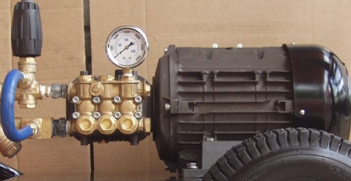 equipos profesionales - Maquinas de lavado a presion industrial, 2,000 PSI, 4GL/MIN NUEVAS, REPUESTOS