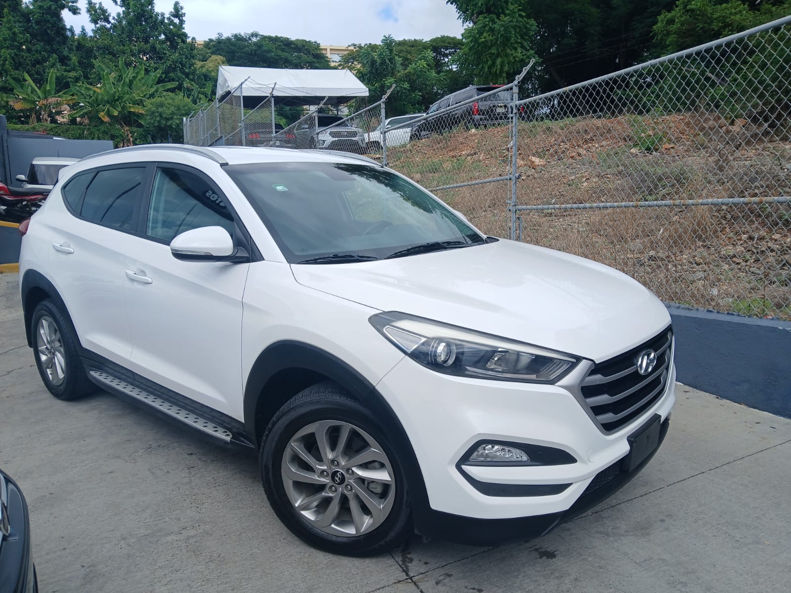 jeepetas y camionetas - Hyundai Tucson 2018 impecable  4