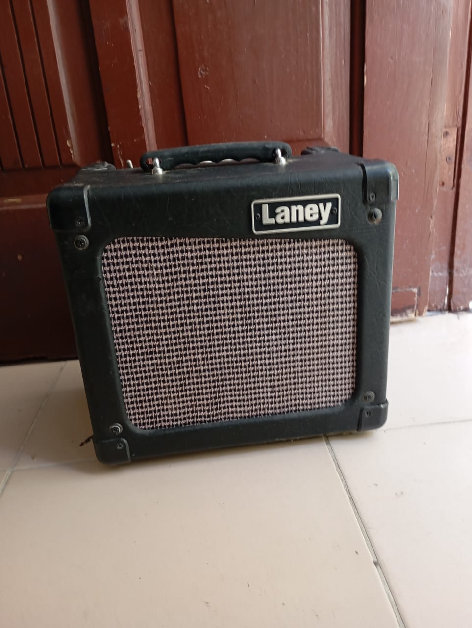 instrumentos musicales - Amplificador de guitarra Laney de 10 watts. 2