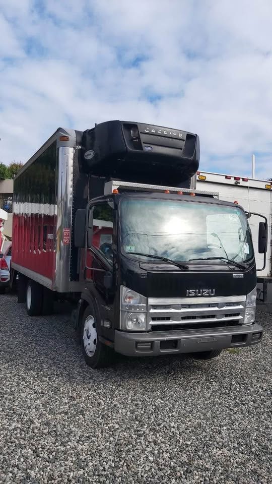 camiones y vehiculos pesados - Camion Isuzu NRR 2013 de 16 pies Refrigerado 1