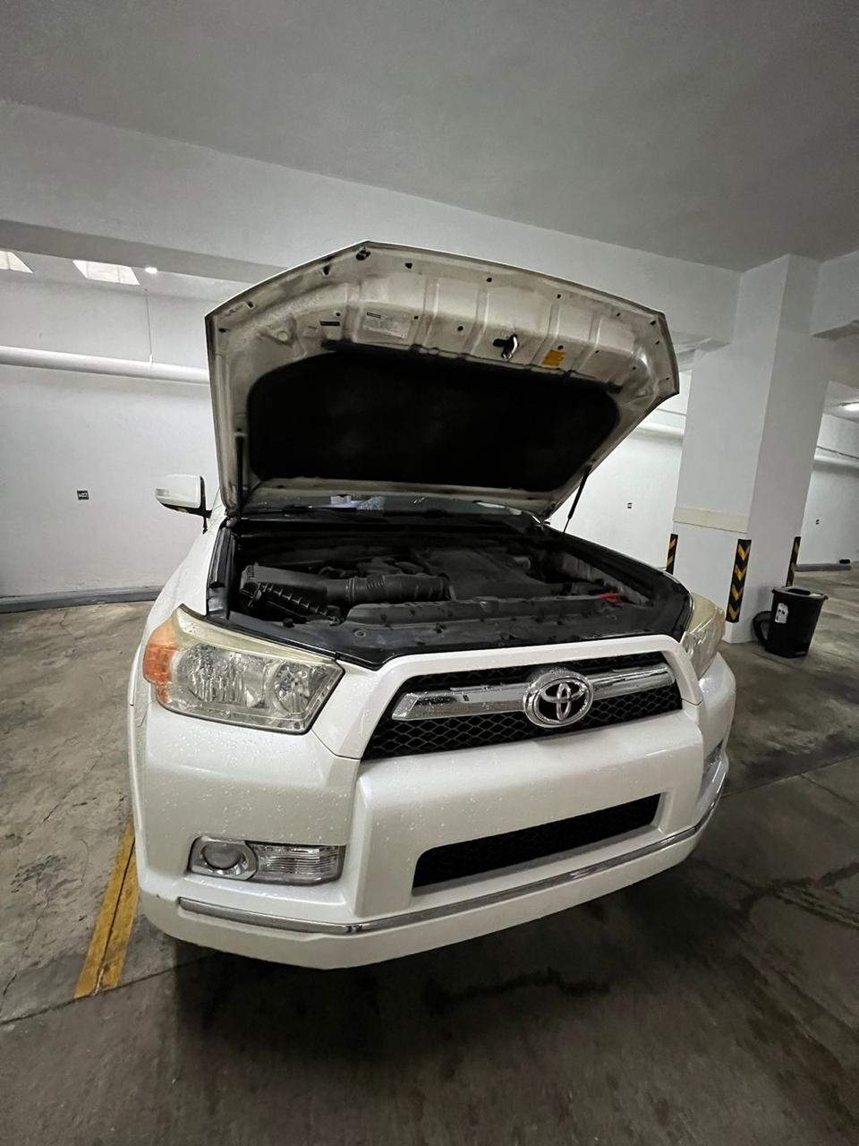 jeepetas y camionetas - Toyota 4runner límite 2011  5