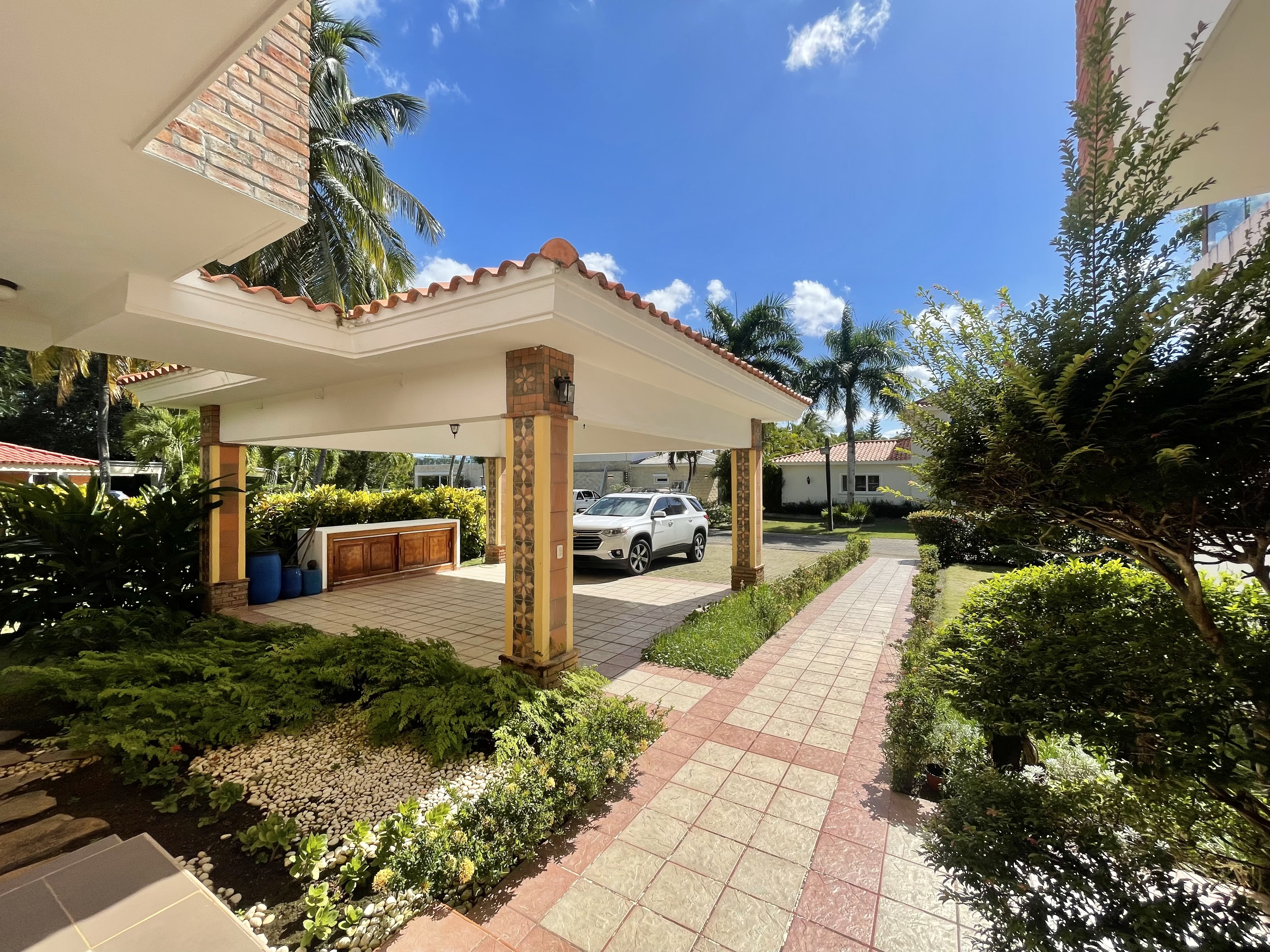 casas vacacionales y villas - Vendo Impresionante Villa Juandolio US$490k Metro 2