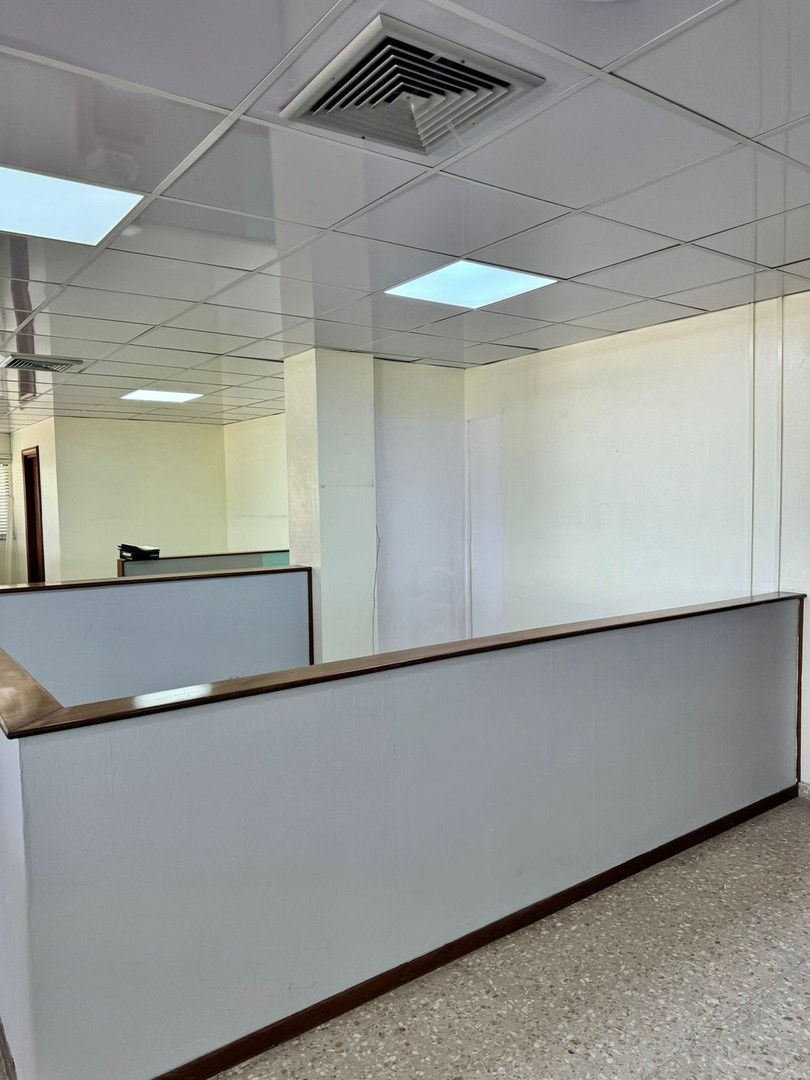 oficinas y locales comerciales - Alquilo Local 500 mts La Julia 4