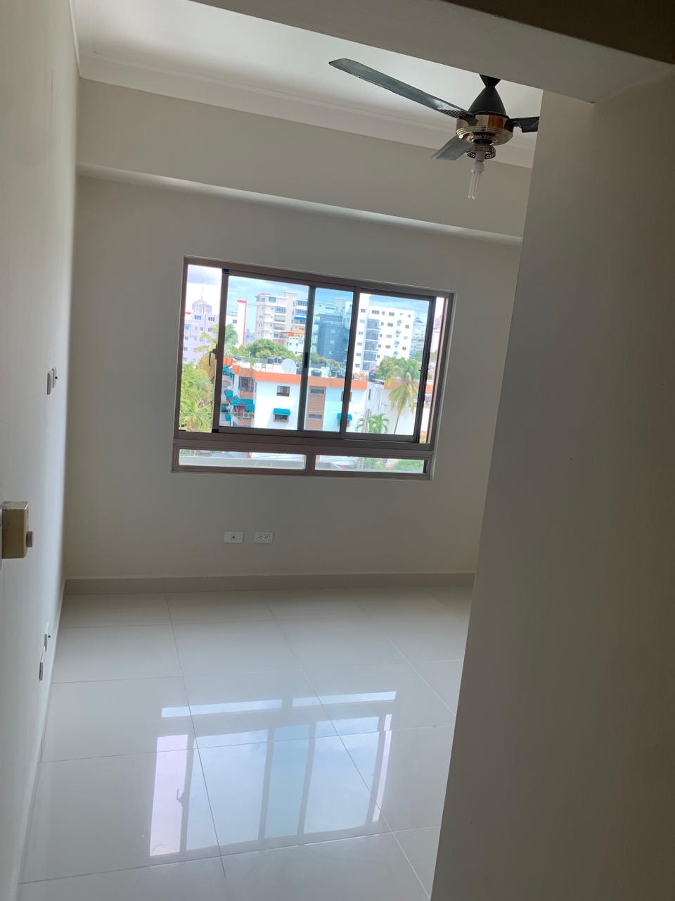 apartamentos - Alquiló bella vista dos hab 2.5 baños dos parqueos 6