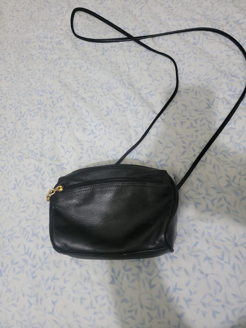 ropa para mujer -  carteras de mujer 