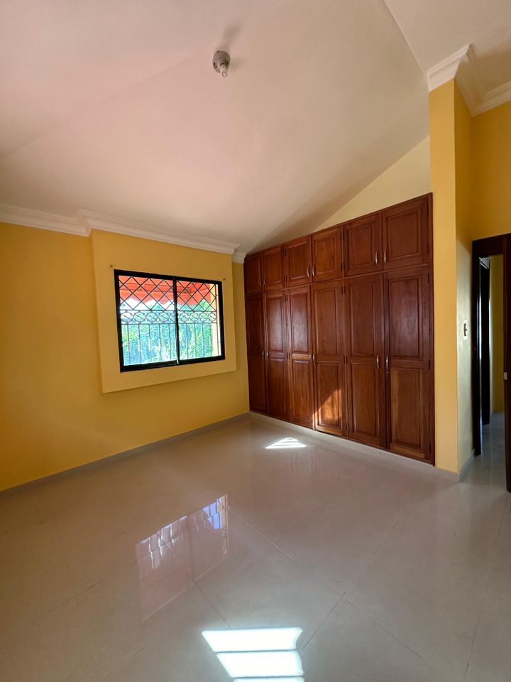 casas - Vendo casa lista, Vista Hermosa, Sto. Dgo. Este