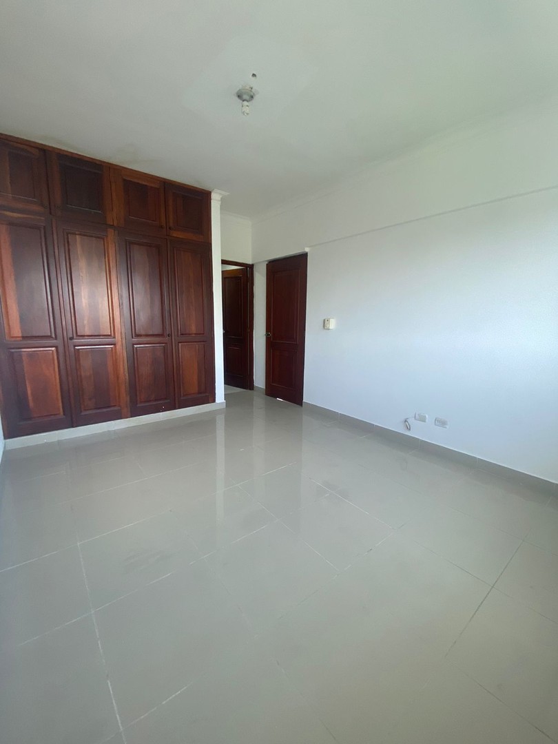 apartamentos - Apartamento de Oportunidad en Colinas de Los Rios 

Ubicado en Colinas de Rios  5