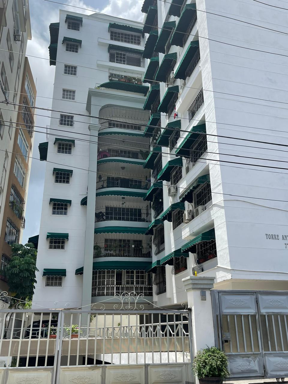 apartamentos - Vendo en Evaristo Morales 0