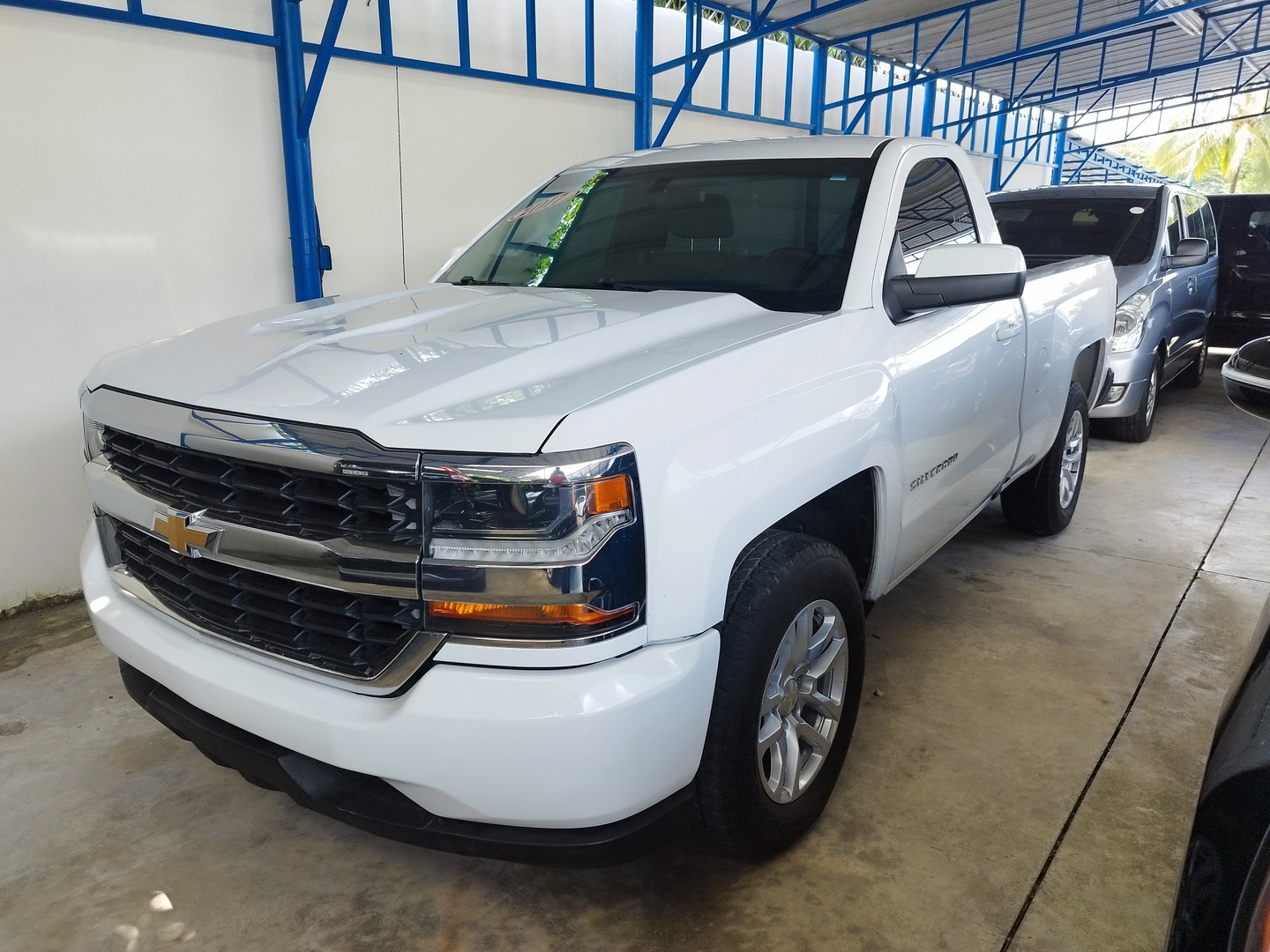 jeepetas y camionetas - 2017 Chevrolet Silverado  0