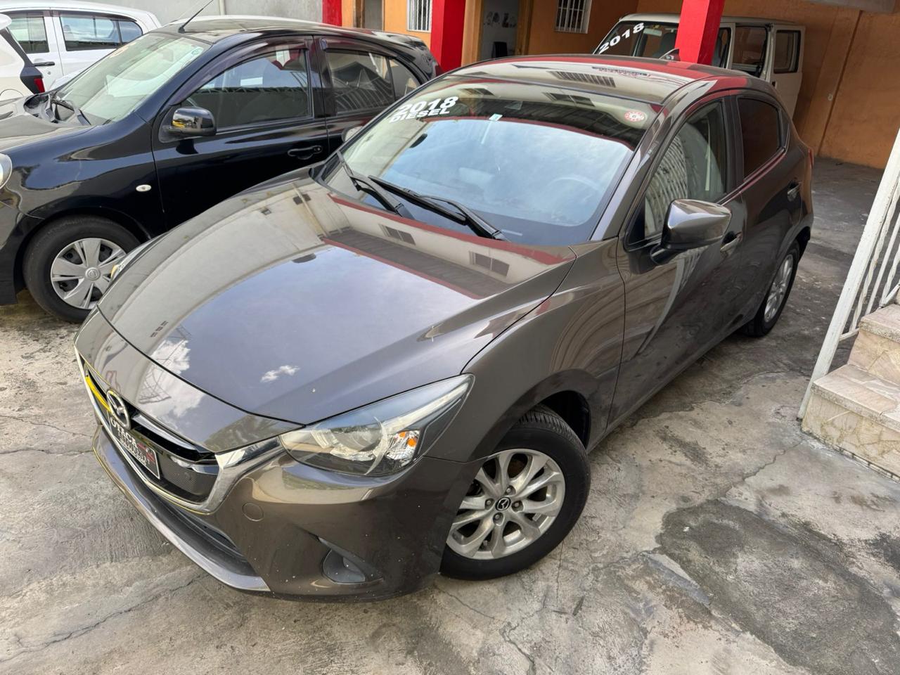 carros - Mazda Demio Diesel 2018 1