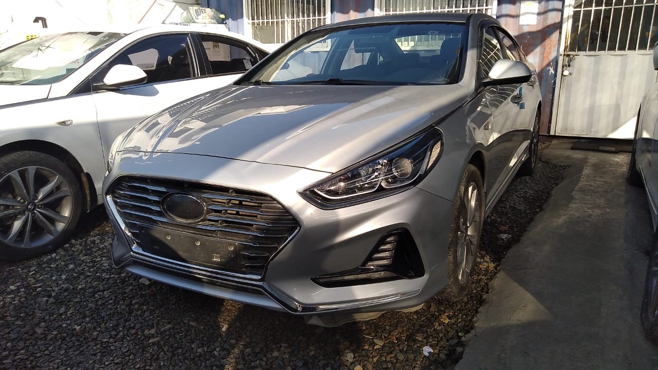 carros - HYUNDAI SONATA NEW RISE 2018 GRIS 1