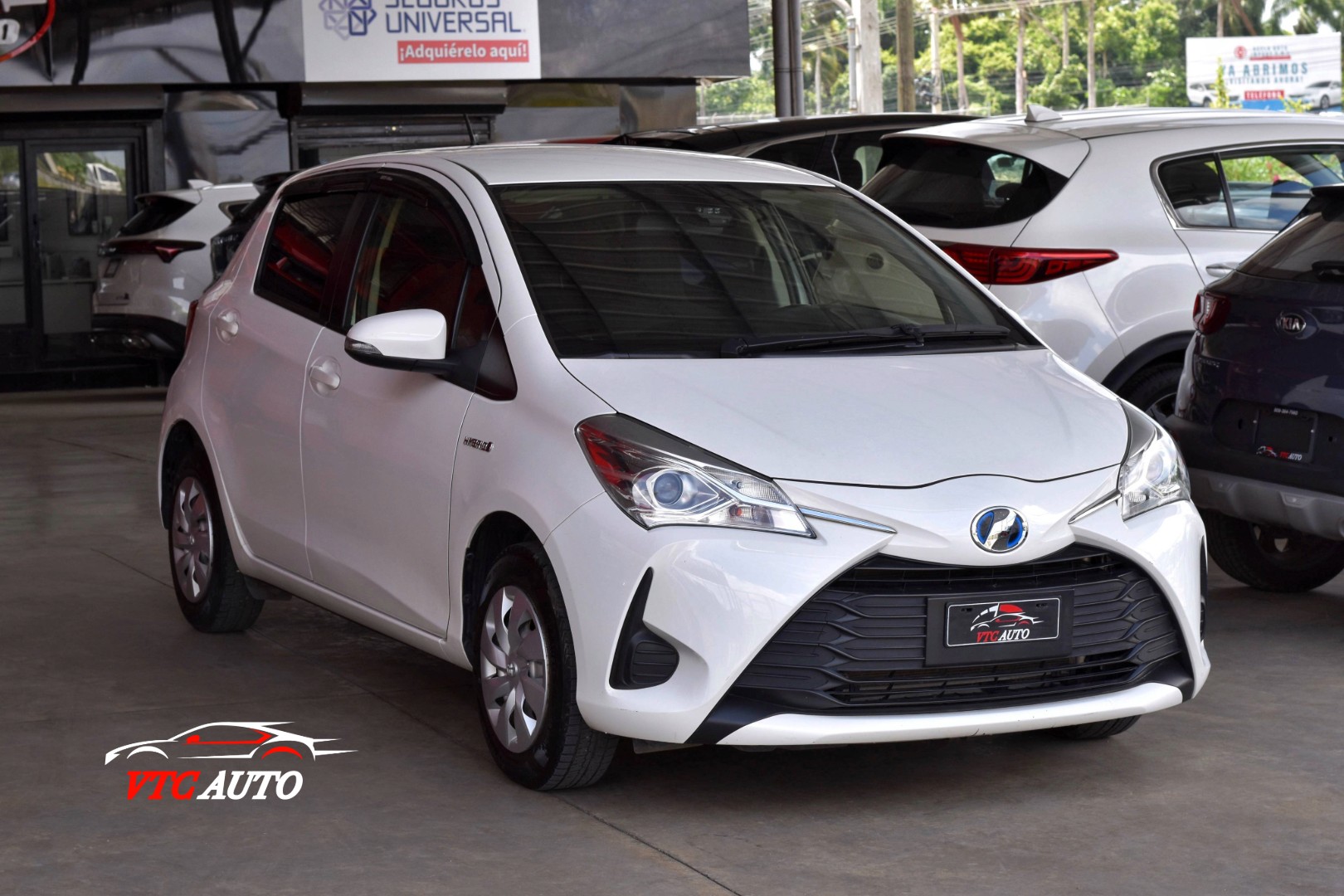 carros - Toyota Vitz Hybrid 2018