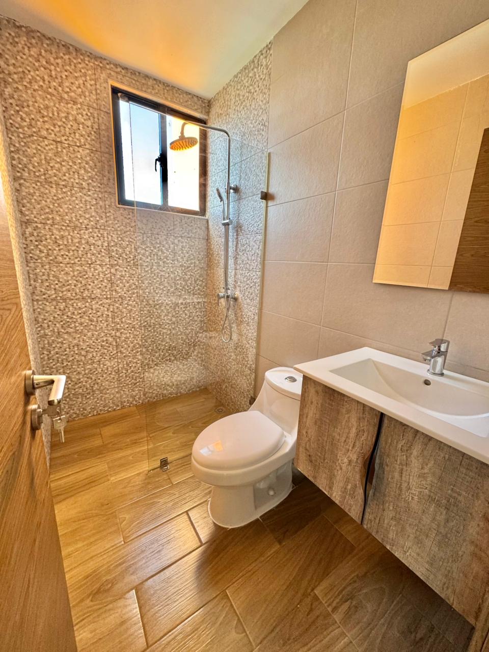 apartamentos - Alquiló millón piso 7 dos hab dos baños parqueo  7