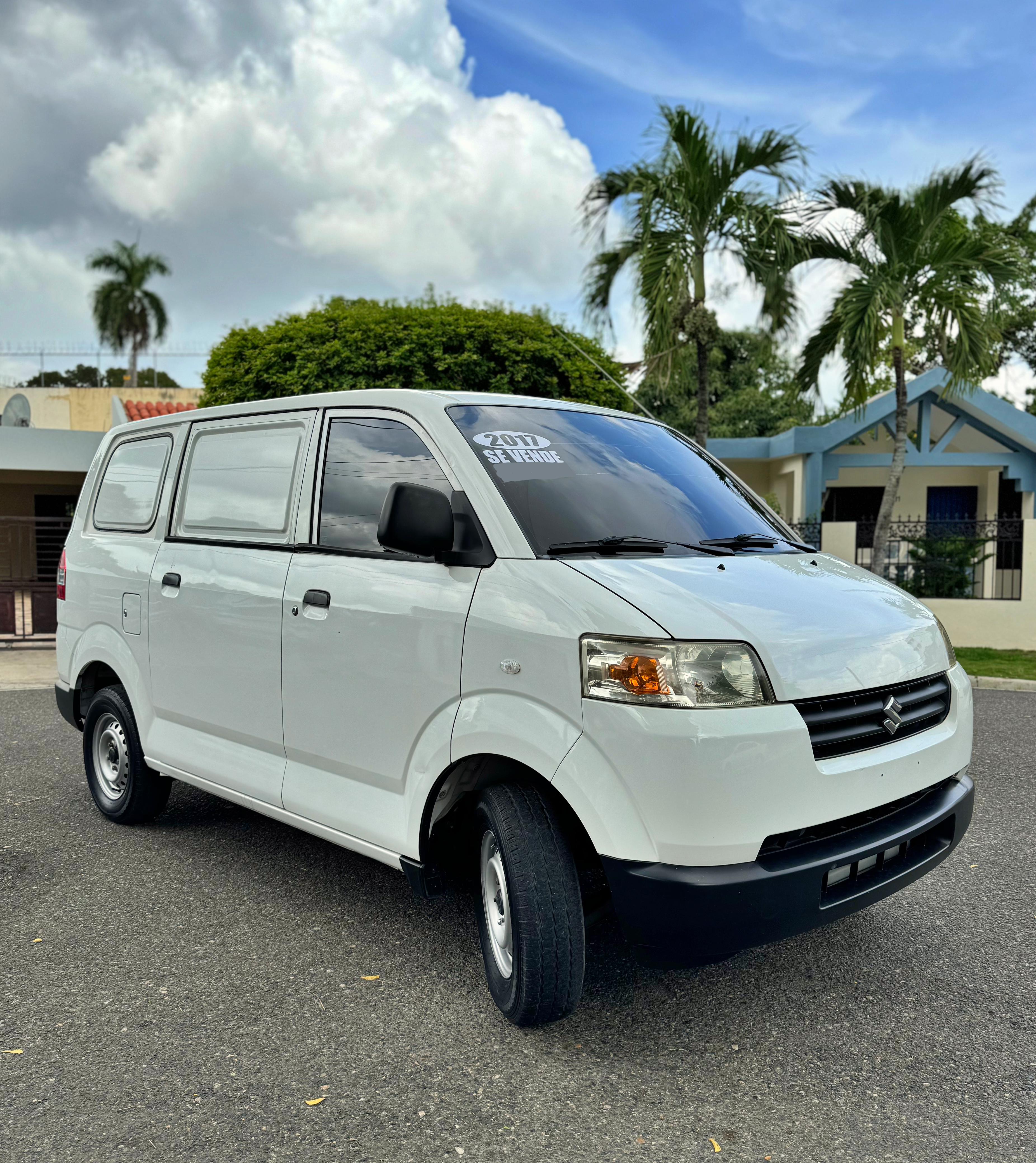 jeepetas y camionetas - suzuki apv 2017 1