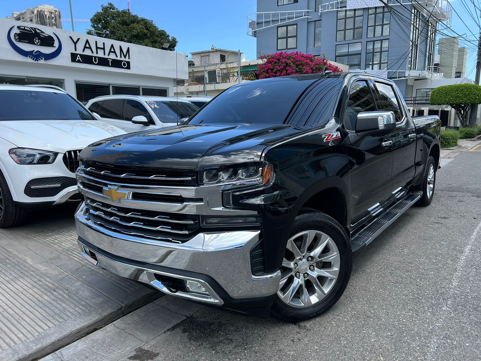 jeepetas y camionetas - CHEVROLET SILVERADO LTZ 2019 0