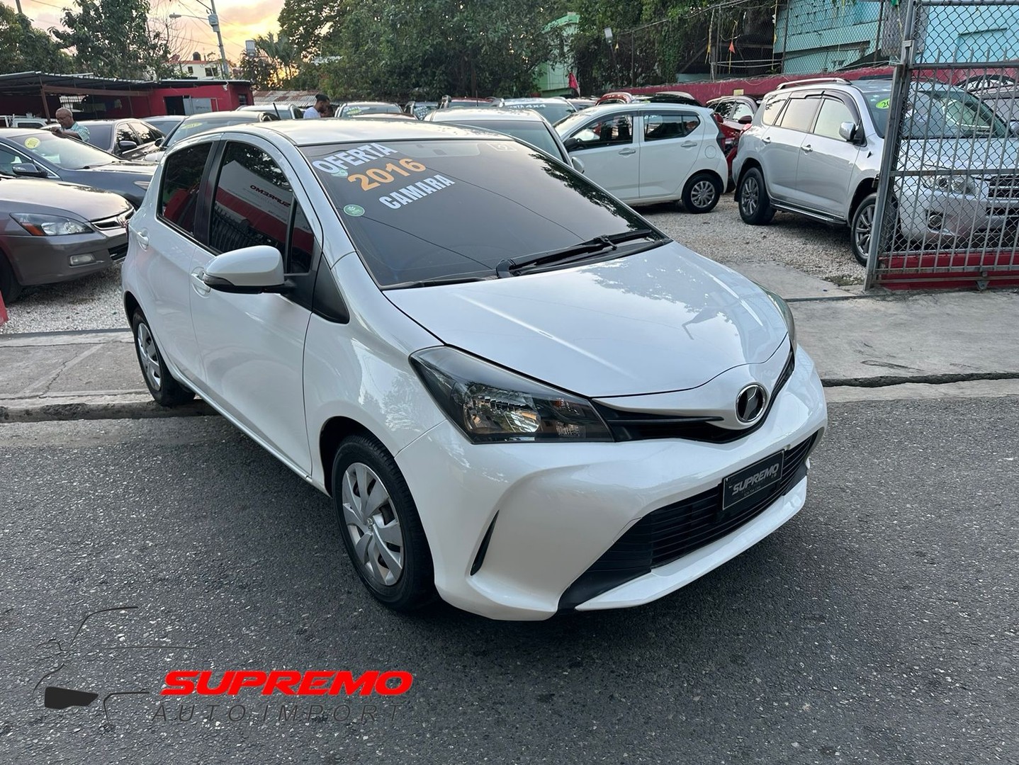 carros - TOYOTA VITZ