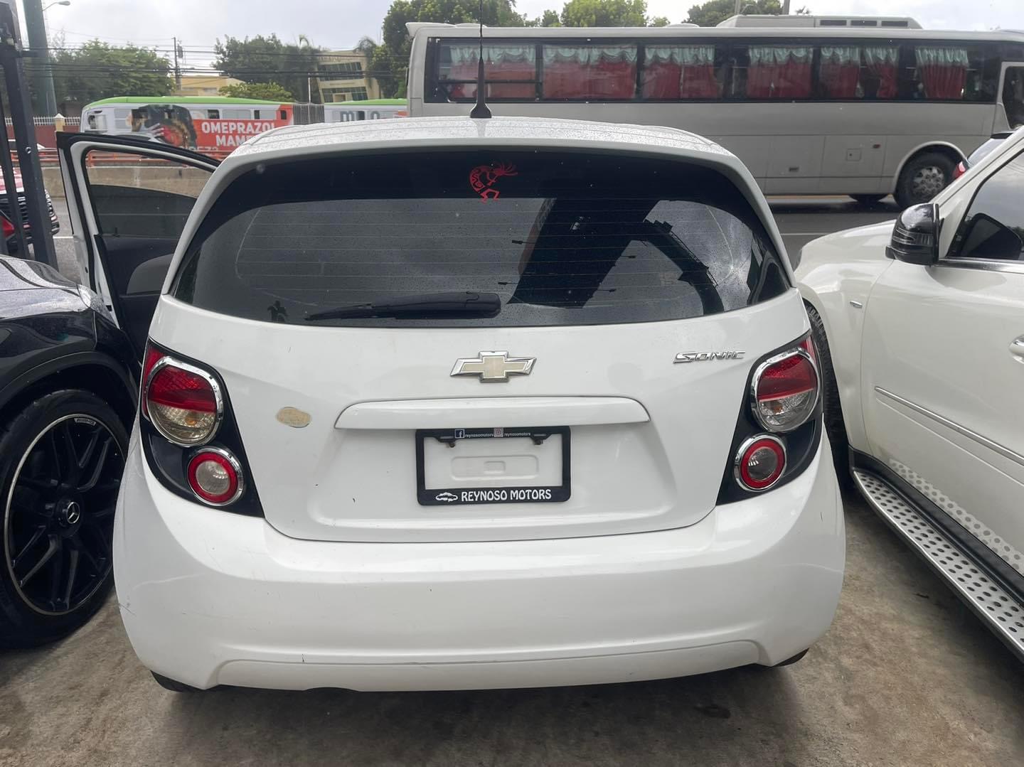 carros - CHEVROLET SONIC 2014  1