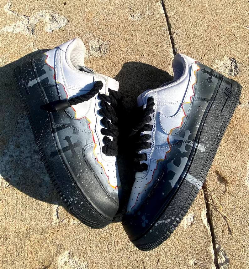 Corotos nike air force 1 cruz negra