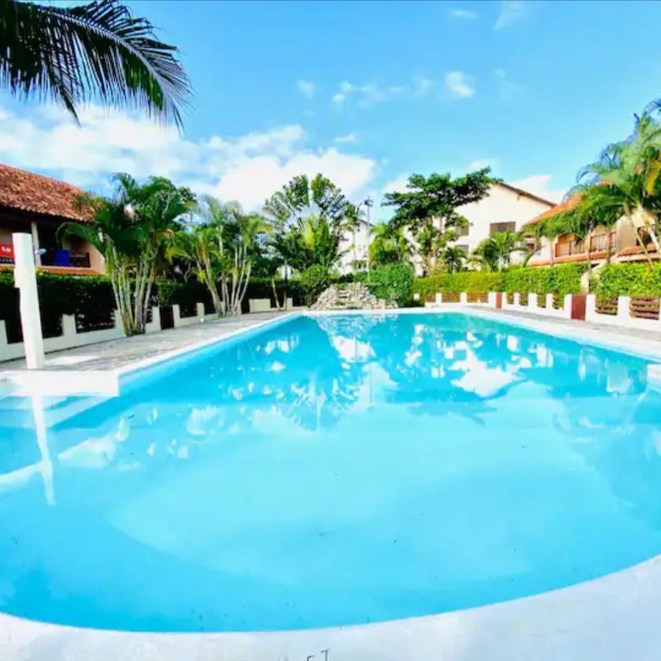 casas vacacionales y villas - venta de Villa en las terrenas de Samana con piscina privada cerca de la playa 