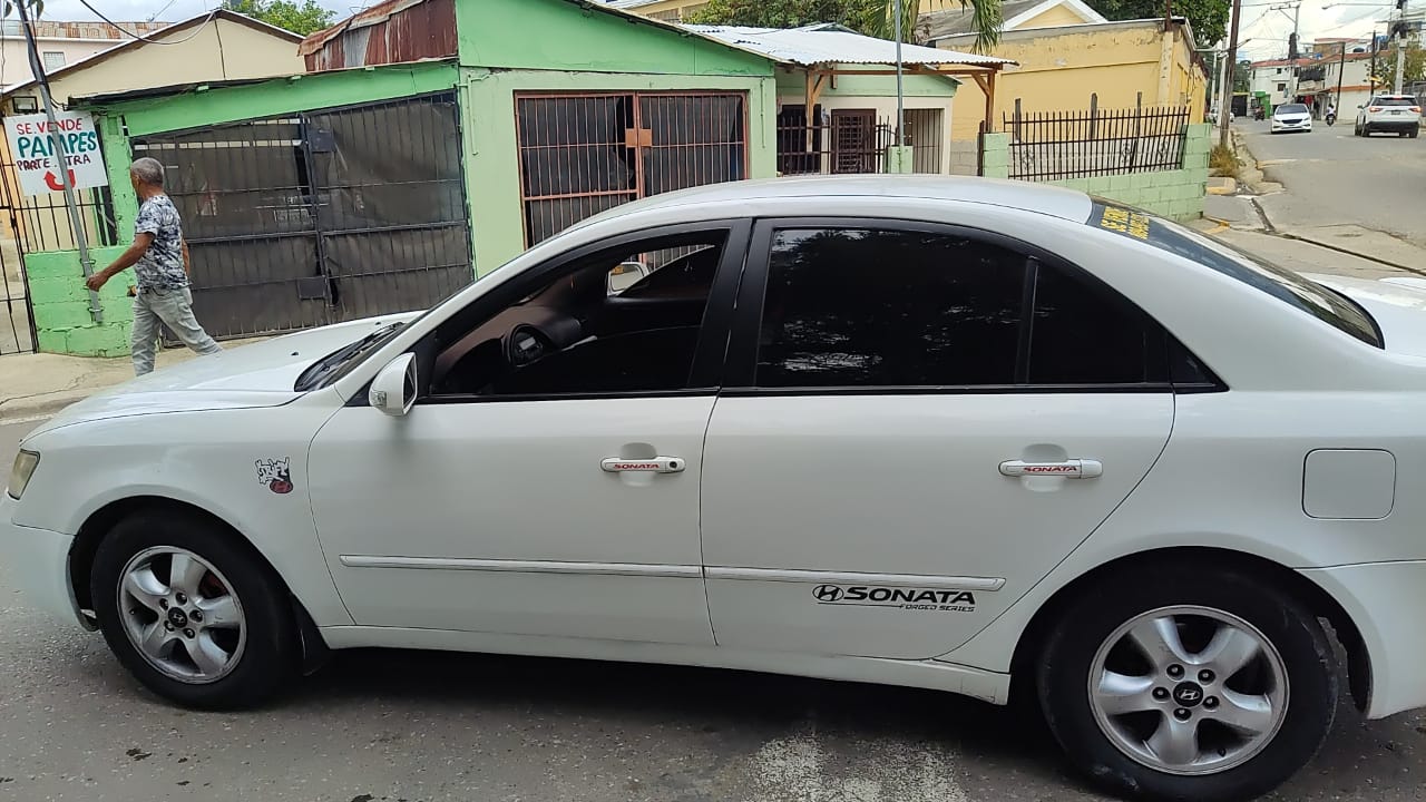 carros - hiunday n20 2008  3