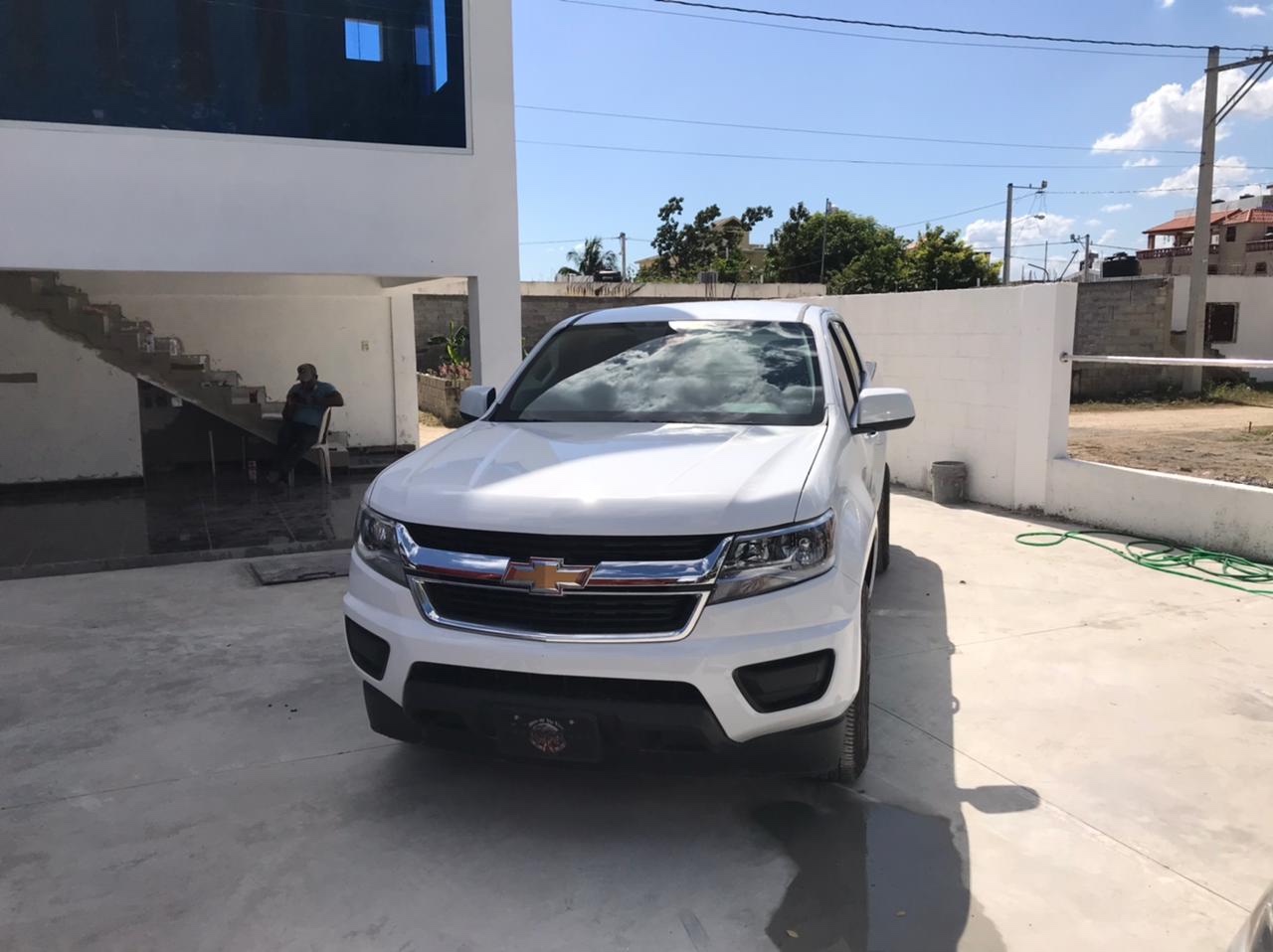 jeepetas y camionetas - Vendo Camioneta Chevrolet Colorado