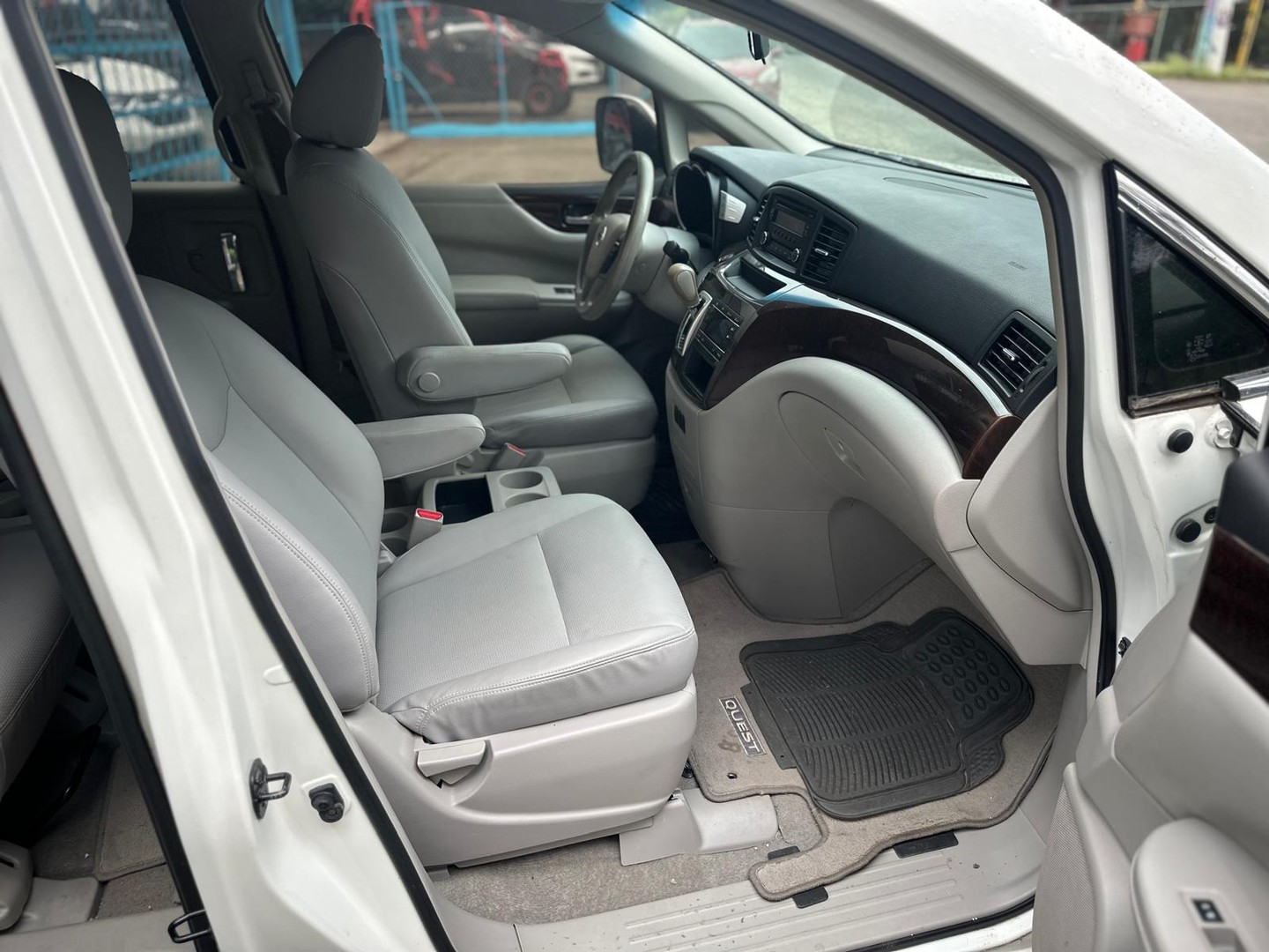 otros vehiculos - Minivan Nissan Quest 2016, Clean Carfax  8
