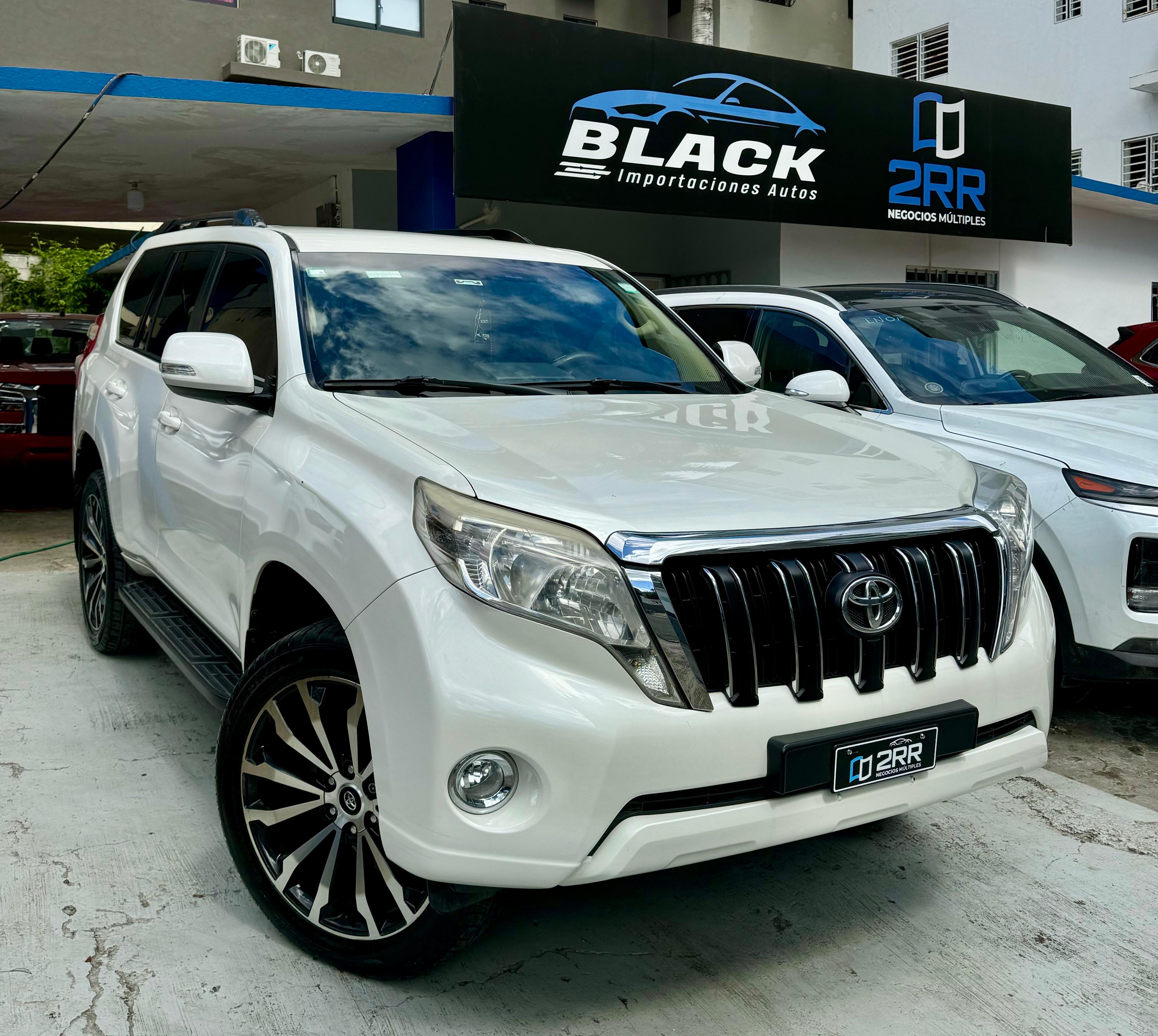 jeepetas y camionetas - Toyota Land Cruiser Prado TXL 2015 1