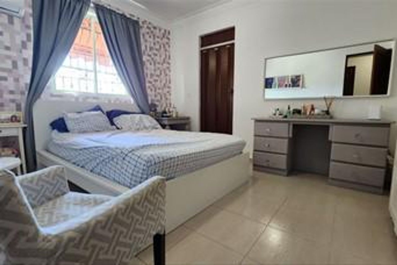 apartamentos - Apartamento en Evaristo Morales 2