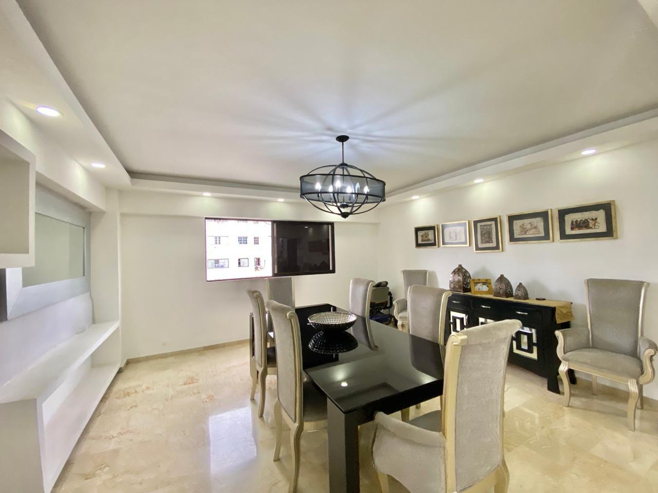 apartamentos - Vendo apto. en los cacicazgos USD 450,000.00   7