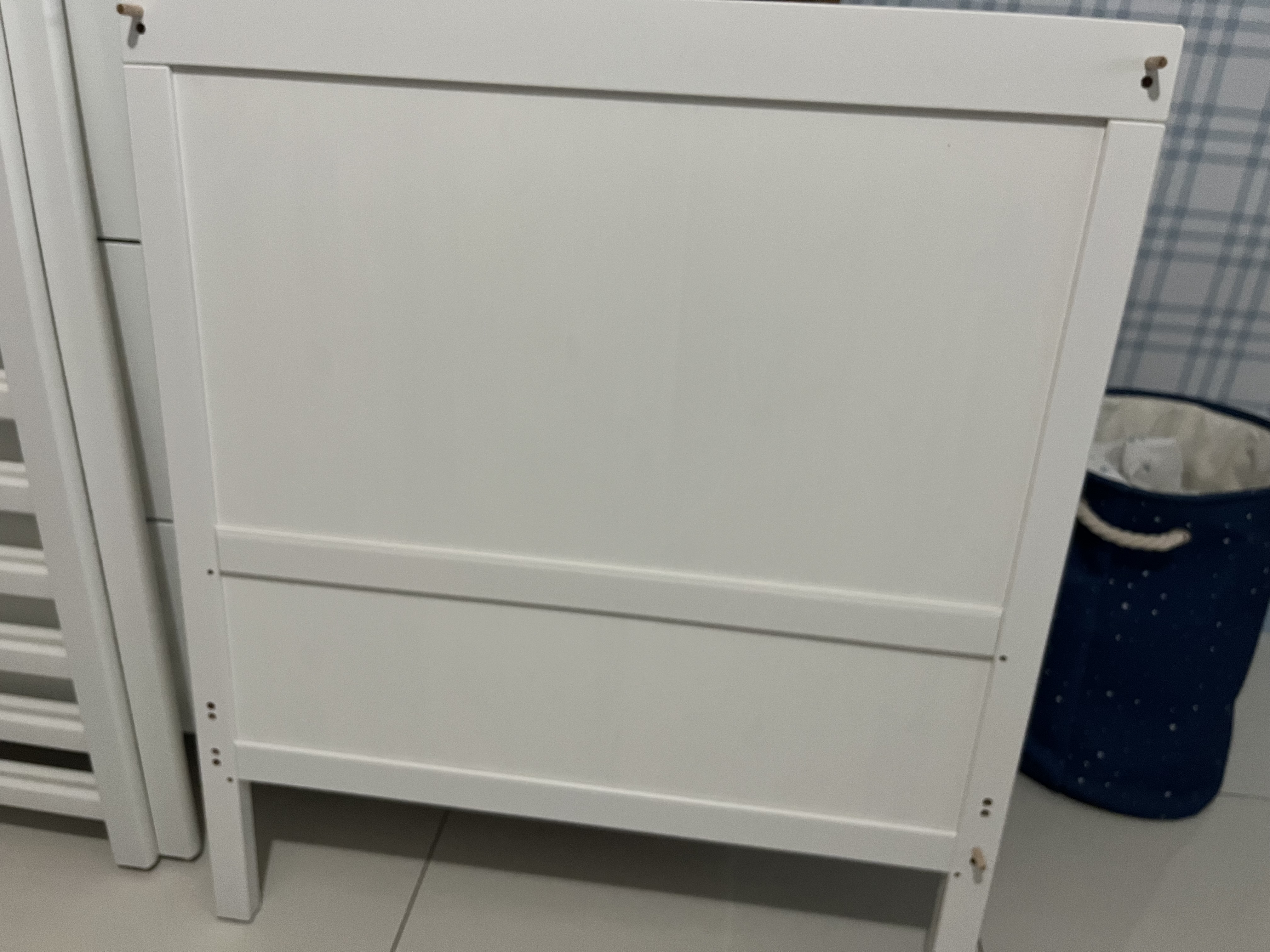 muebles - Vendo cuna con colchón como nueva 1