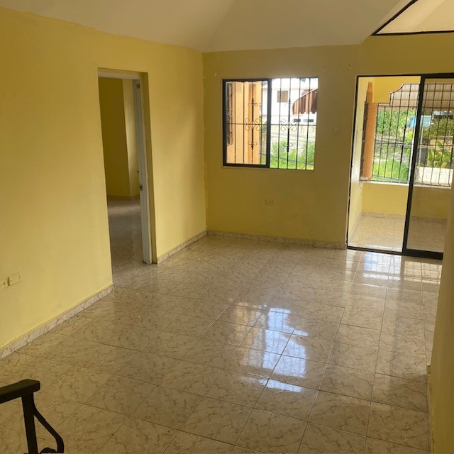 casas - Casa de dos niveles completamente  independientes en Santo Domingo Este 6