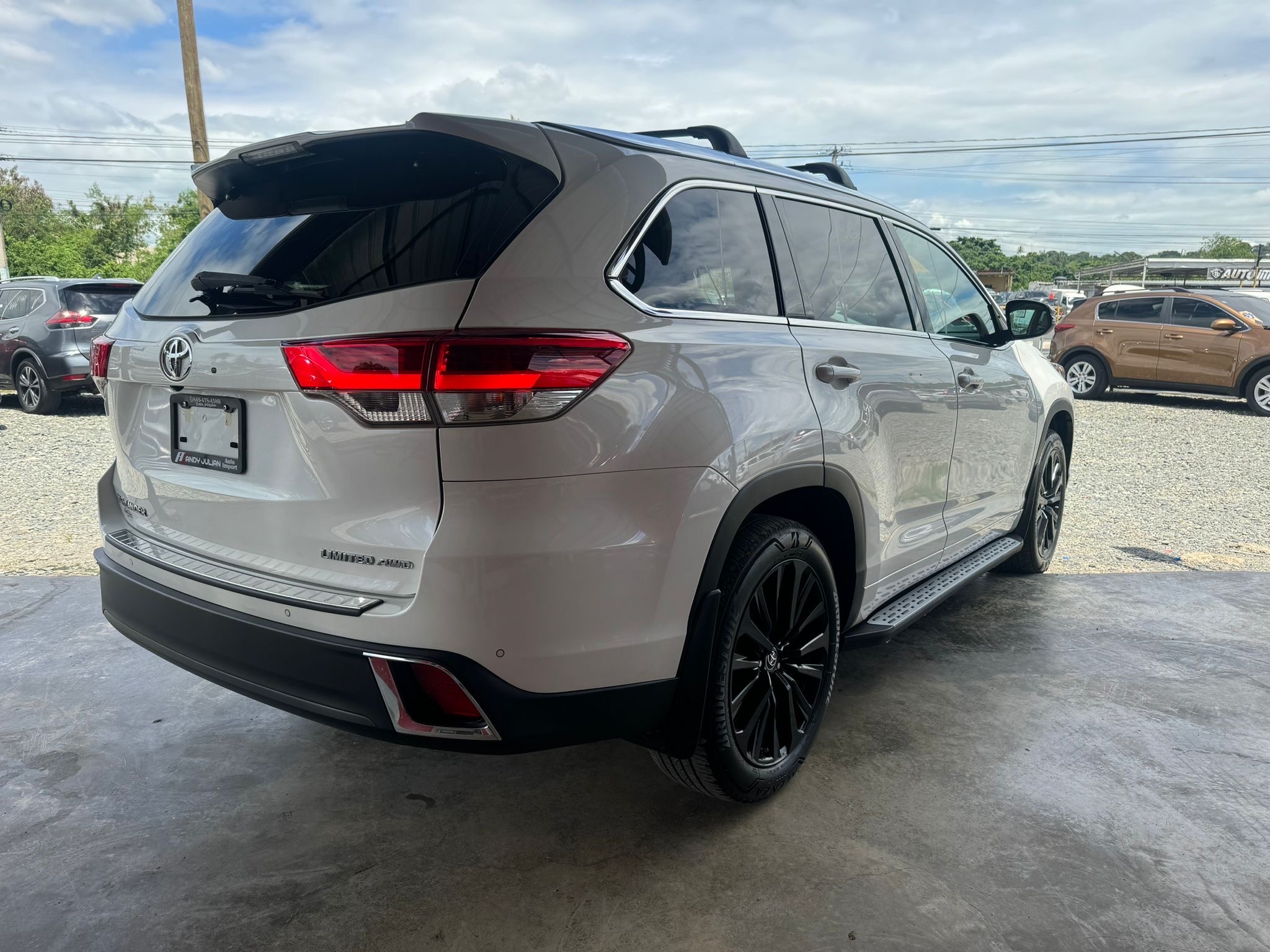 jeepetas y camionetas - Toyota Highlander LIMITED PLATINUM (AWD 4x4) 2019 - 3 Filas, Techo Panorámico 3