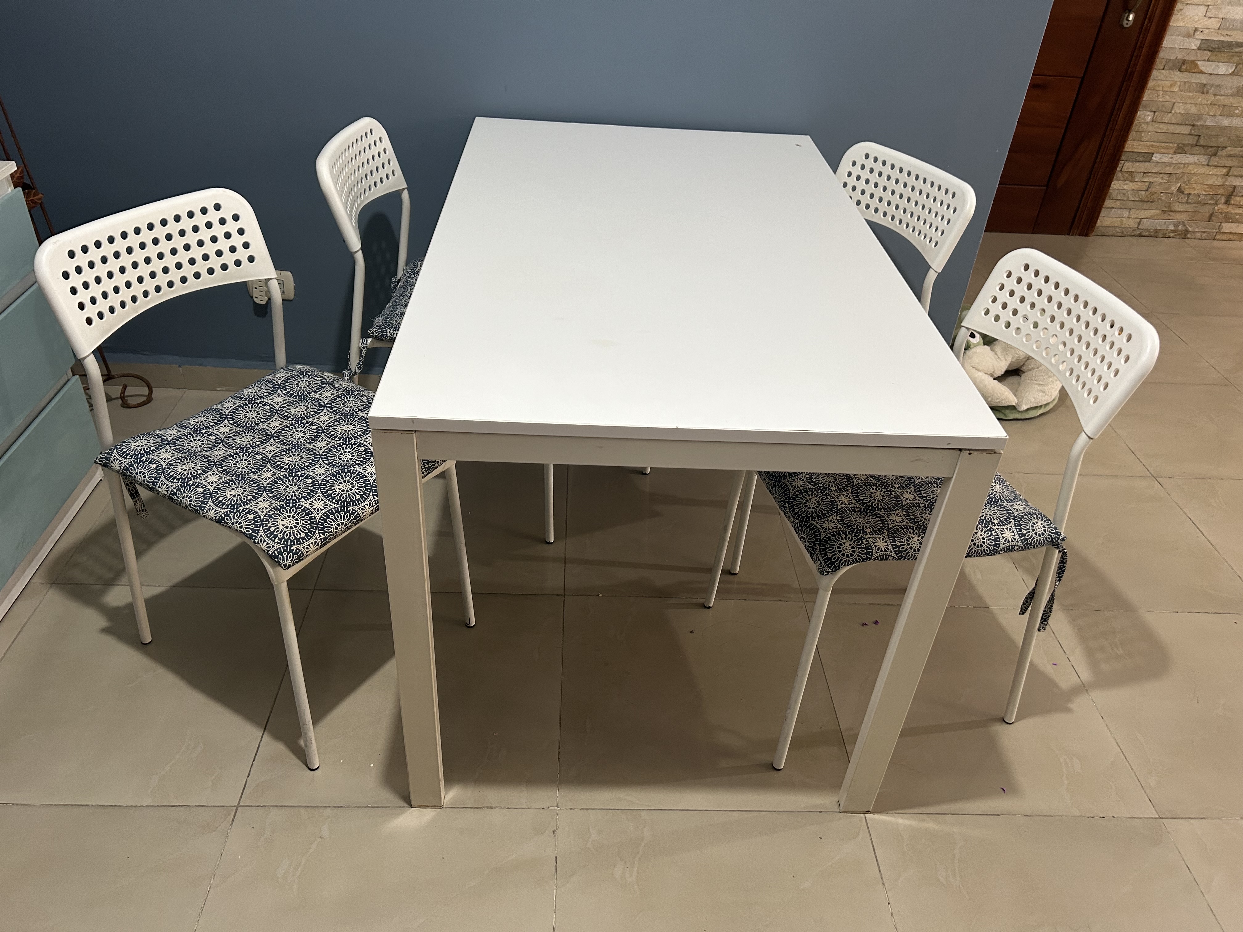 muebles y colchones - Mesa comedor 2