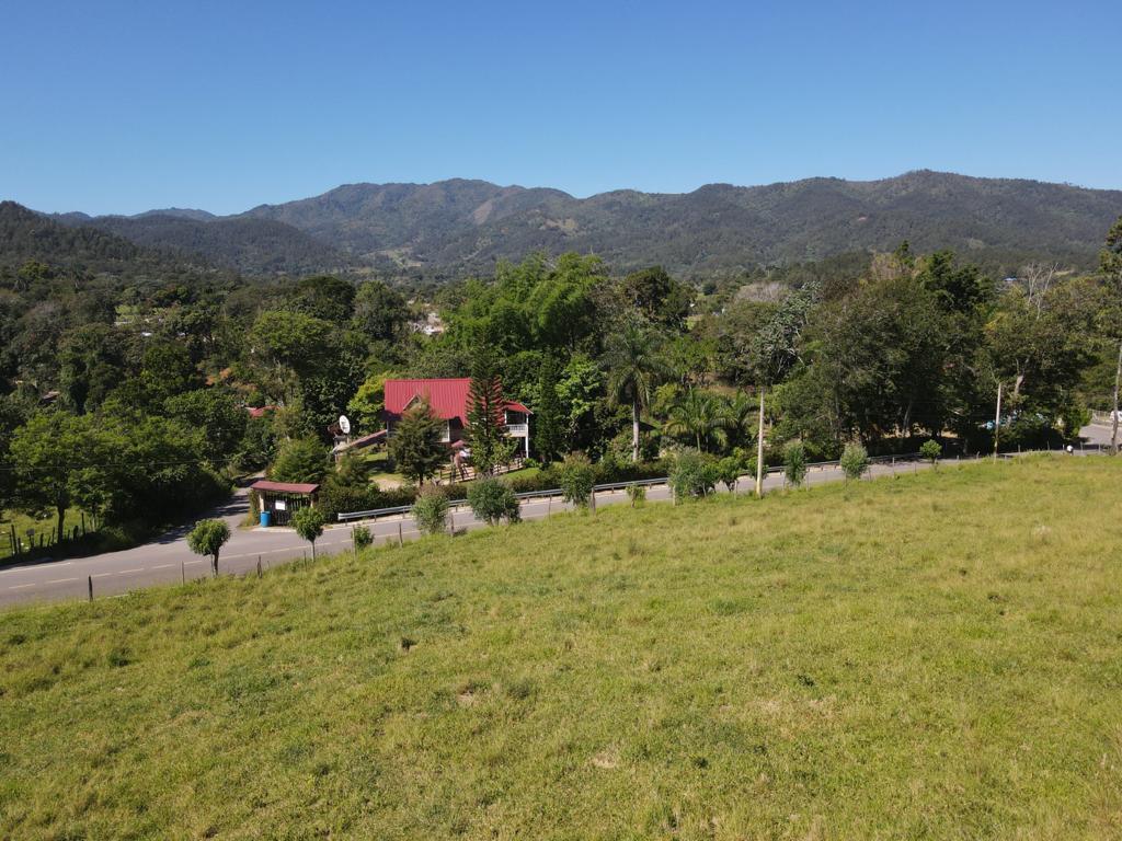 solares y terrenos - Terrenos en Jarabacoa, cerca del rio 5