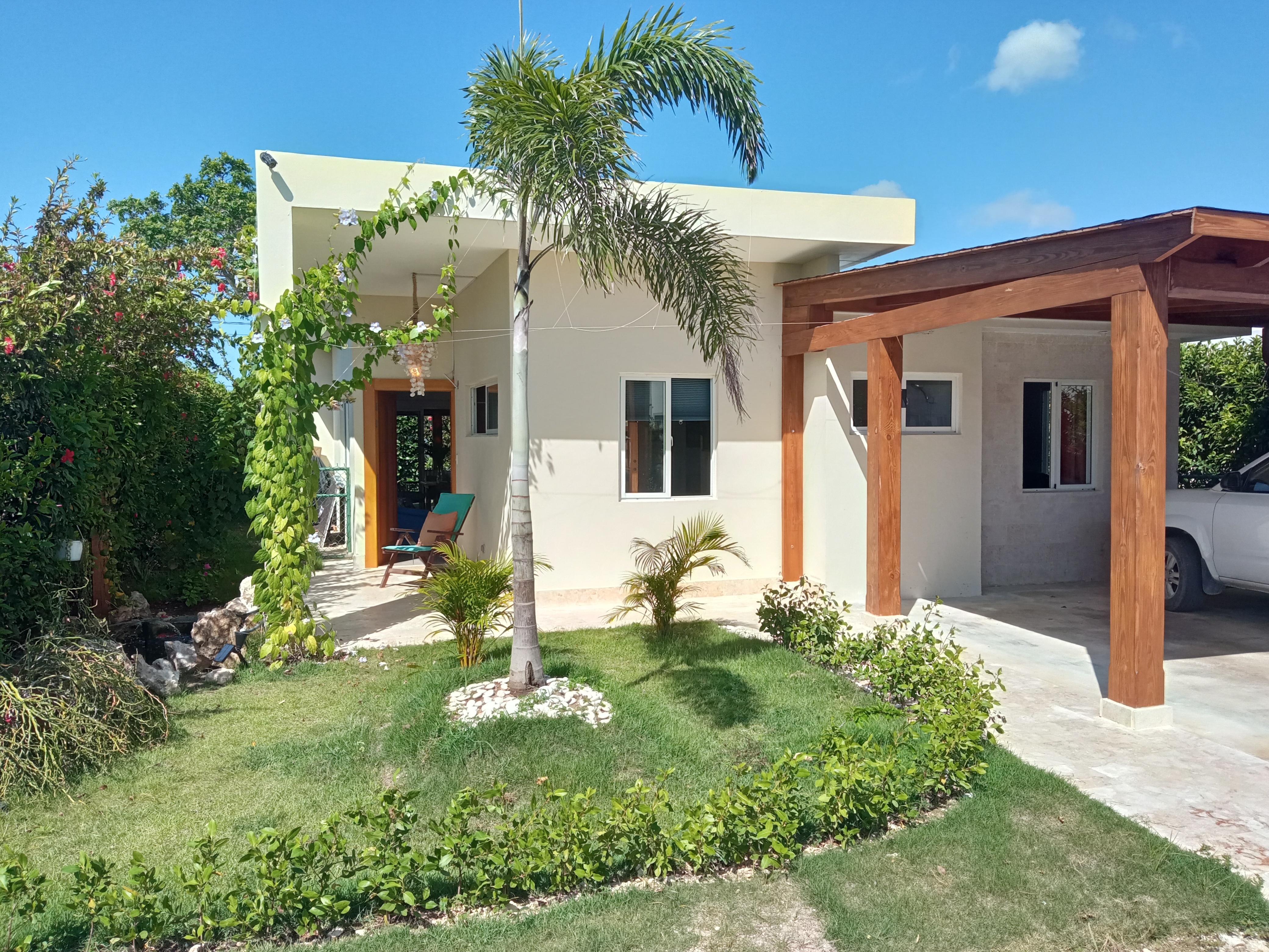 casas - Linda casa con jardín a Ciudad las Palmas - Punta Cana