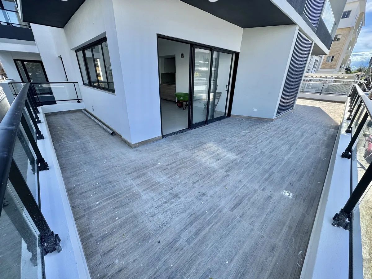 apartamentos - Vendo 2da con Terraza nueva En los Prados 