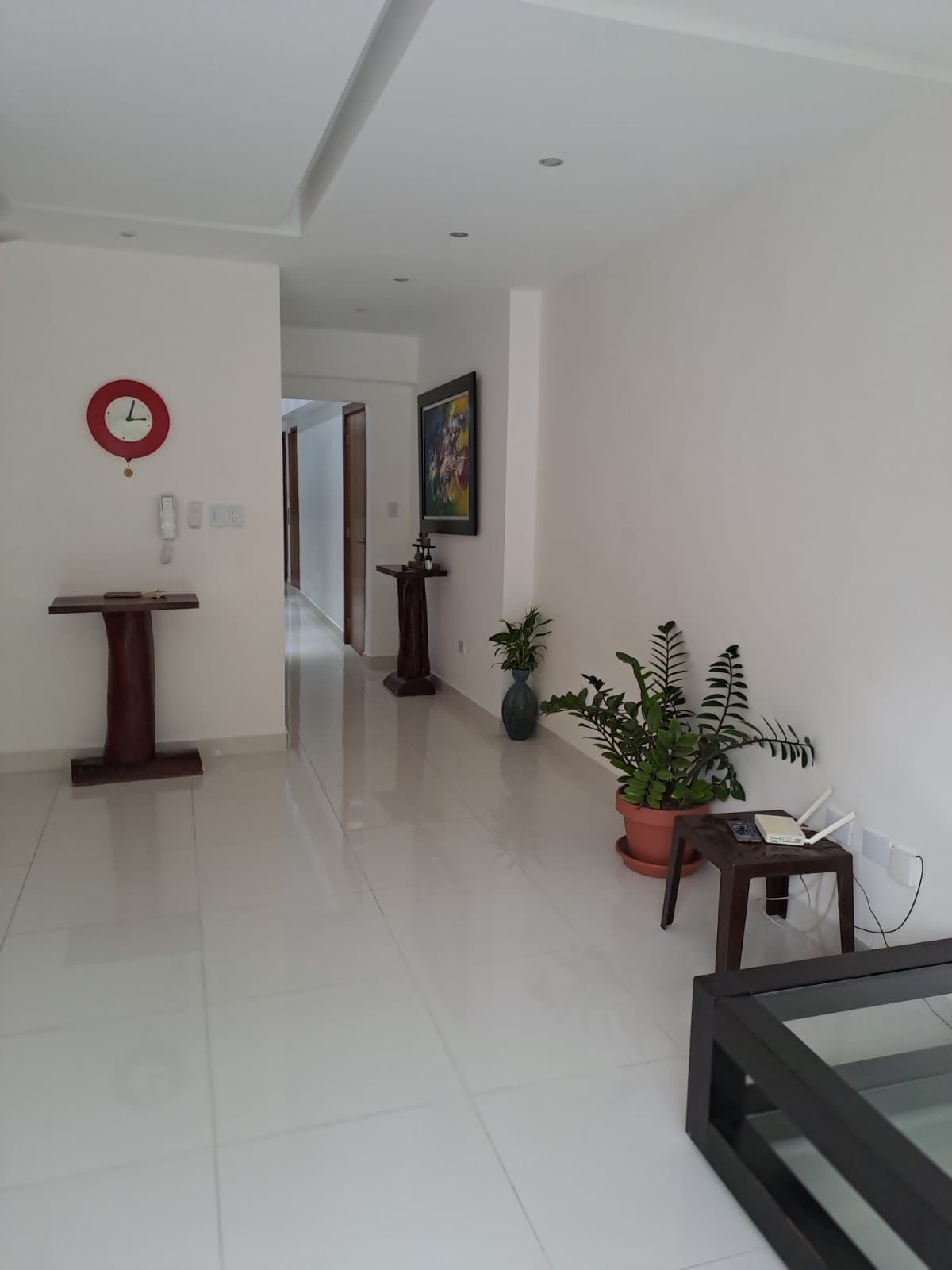 apartamentos - Vendo segundo con terraza restauradores tres hab  8