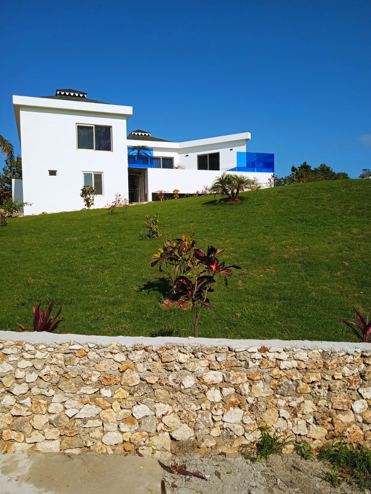 casas vacacionales y villas -  VENTA DE CASA AMUEBLADA-RIO SAN JUAN-1880 M2 1