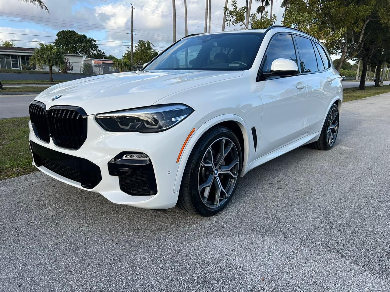 jeepetas y camionetas - BMW X5 Xdrive 2020 excelente estado  2