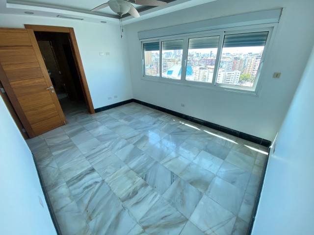 penthouses - Vendo PENTHAUSE en Naco 4