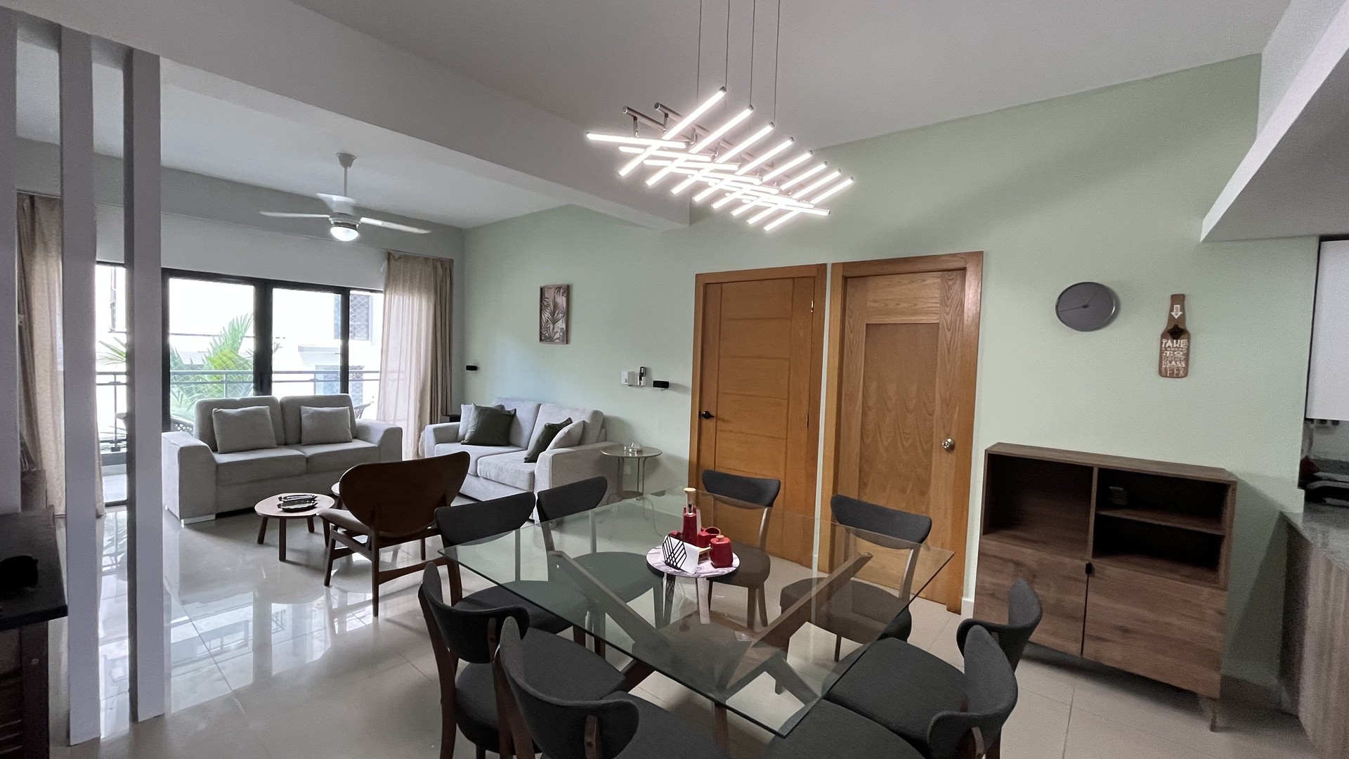 apartamentos - Arroyo Hondo Viejo amueblado 3 habitaciones 3.5 banos 2 parqueos balcon 3